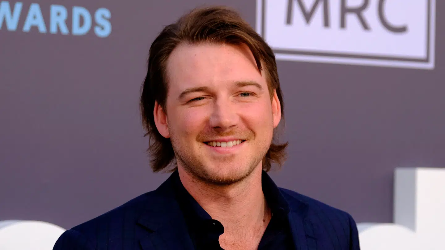 Morgan Wallen så rødt, da teknikken drillede under en koncert forleden.