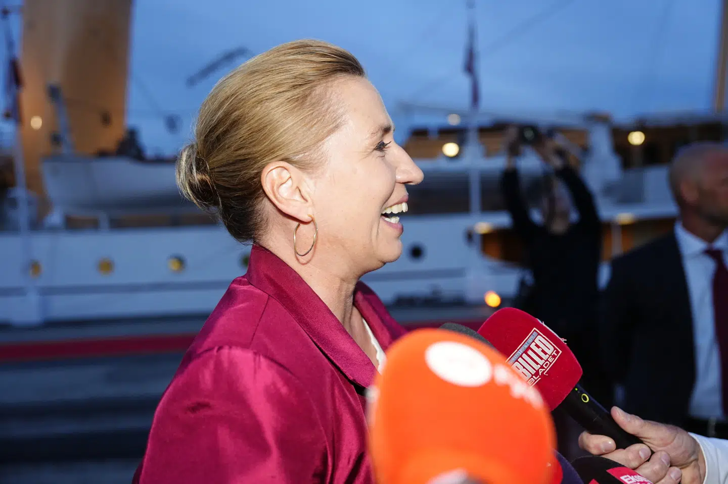 FV26: Kong Frederik modtager den fungerende statsminister Mette Frederiksen (S) på kongeskibet "Dannebrog".
