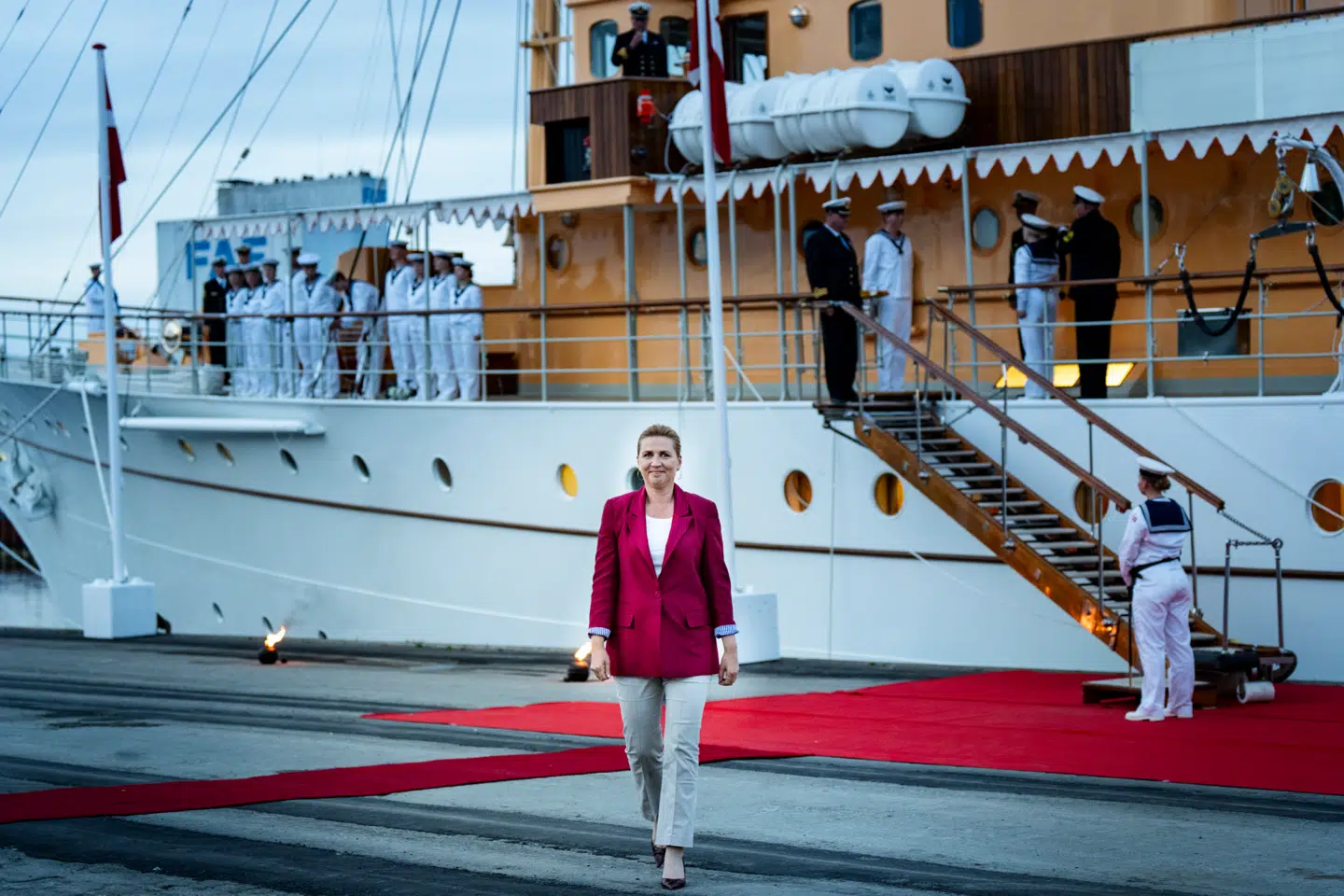 Mette Frederiksen (S), som er på vej ind i sin tredje statsministerperiode, varslede mandag et regeringsgrundlag, der er godt for dyrene.