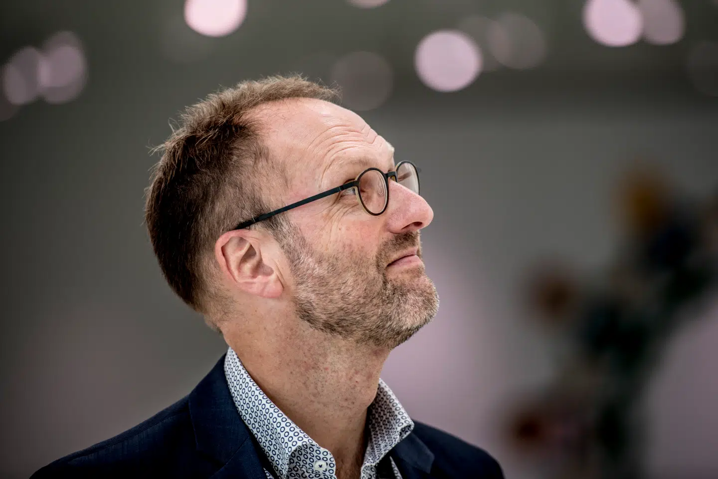 Jørgen Vig Knudstop forlod sin post som administrerende direktør i LEGO for ti år siden – nu kommer han med en opsang til dansk erhvervsliv.