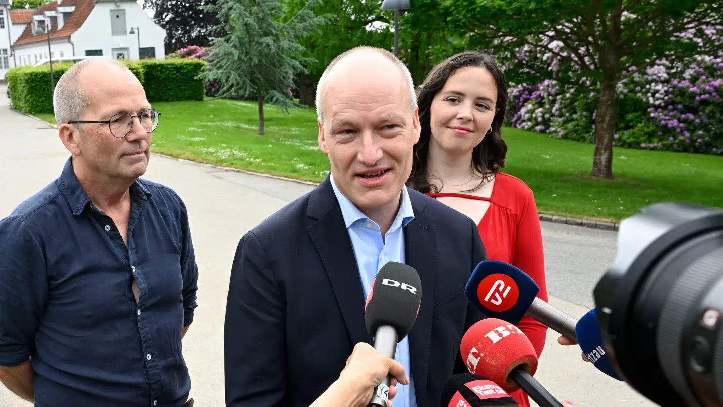 Møder med partier på Marienborg i Kgs. Lyngby tirsdag den 2. juni 2026. Tirsdag bliver regeringsgrundlaget præsenteret. Forud for et pressemøde er en række partier inviteret til møder.