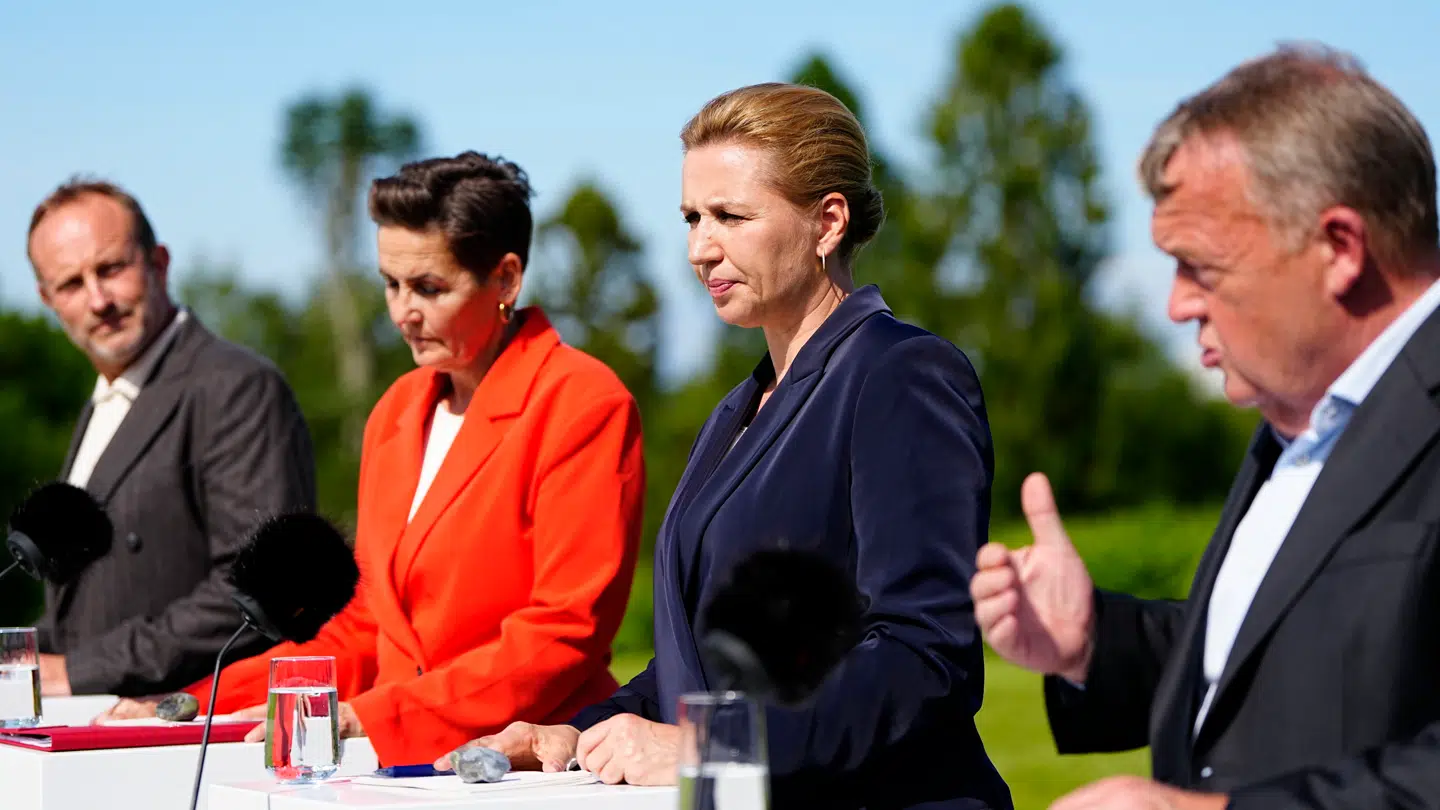Partilederne Mette Frederiksen (S), Pia Olsen Dyhr (SF), Lars Løkke Rasmussen (M) og Martin Lidegaard (RV) præsenterer regeringsgrundlaget for en ny regering i Danmark, på Marienborg tirsdag den 2. juni 2026.