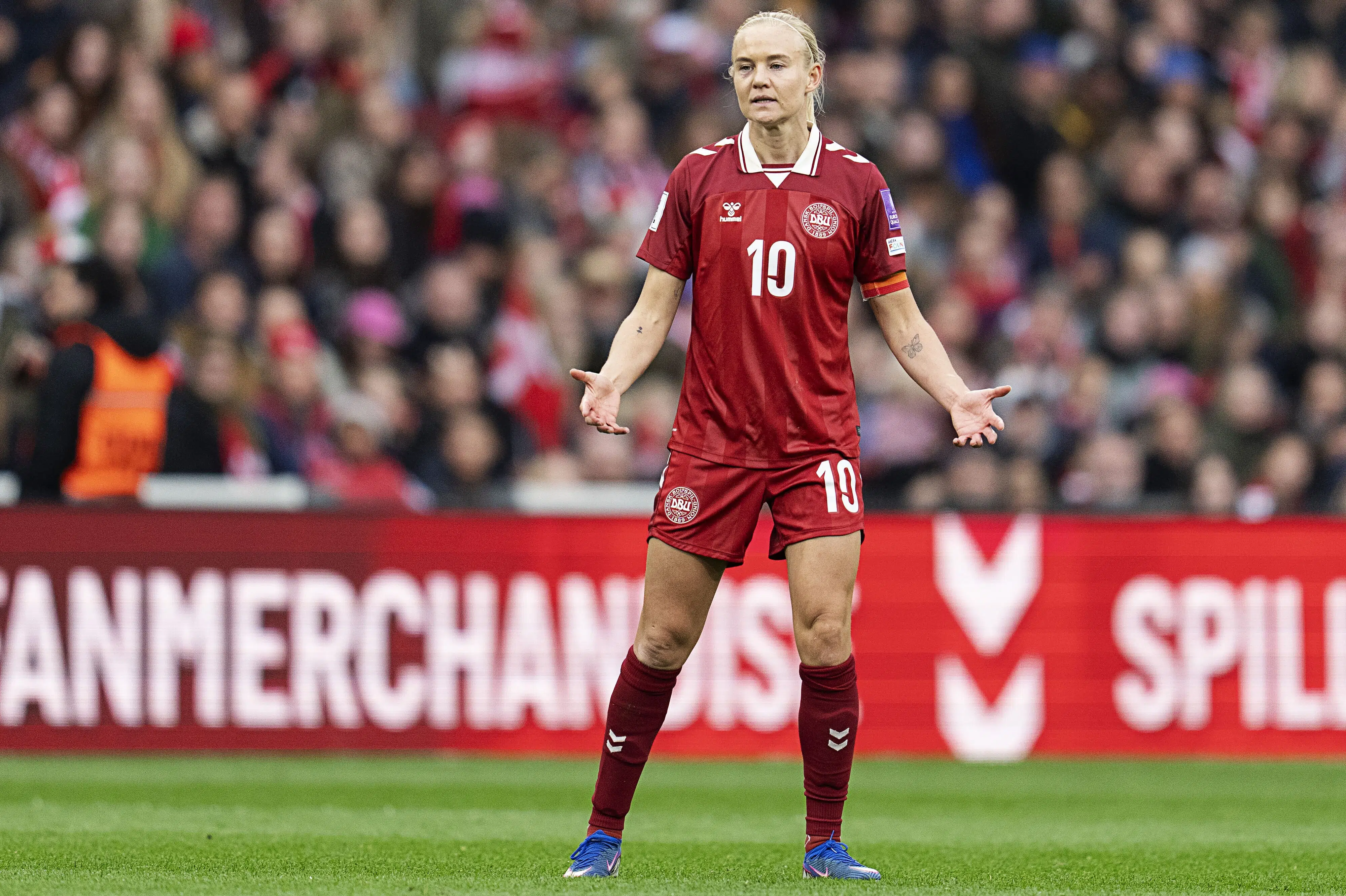 Pernille Harder er tvivlsom til skæbnekamp mod Sverige