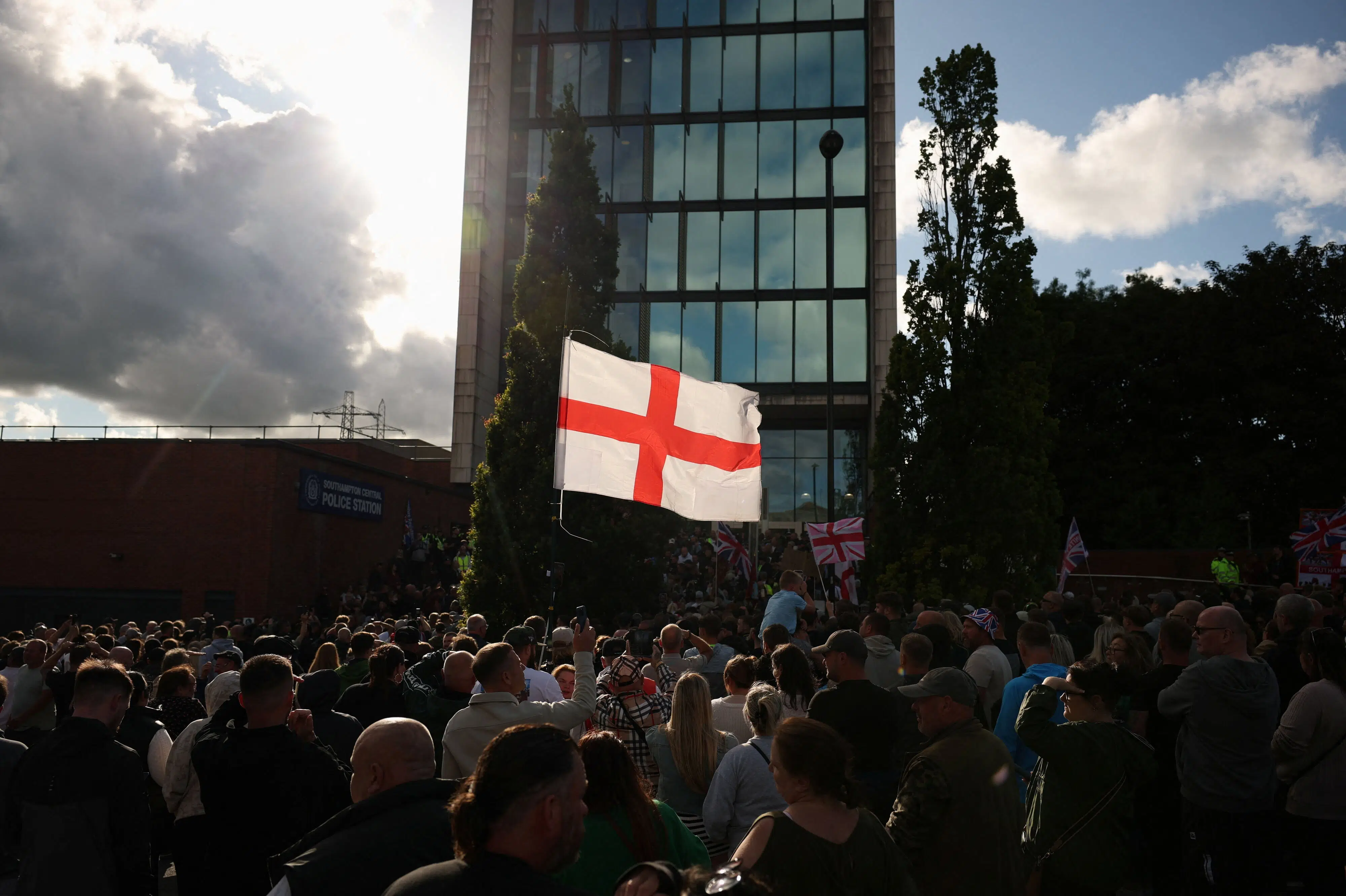 Britisk politi skal undersøges for anholdelse af døende studerende