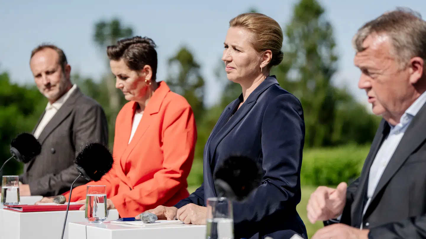 Socialdemokratiet, SF, Moderaterne og Radikale Venstre skal sammen bane en vej for Danmark - men måske det bliver sværere, end det ser ud?