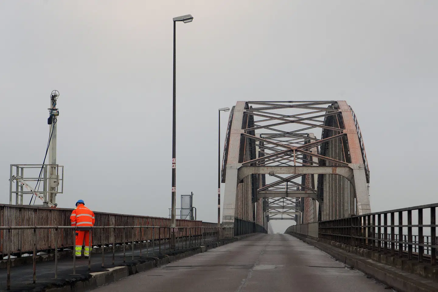 Den gamle Storstrømsbro er officielt lukket. Trafikken har siden den 23. marts været flyttet til den nye Storstrømsbro. (Arkivfoto).