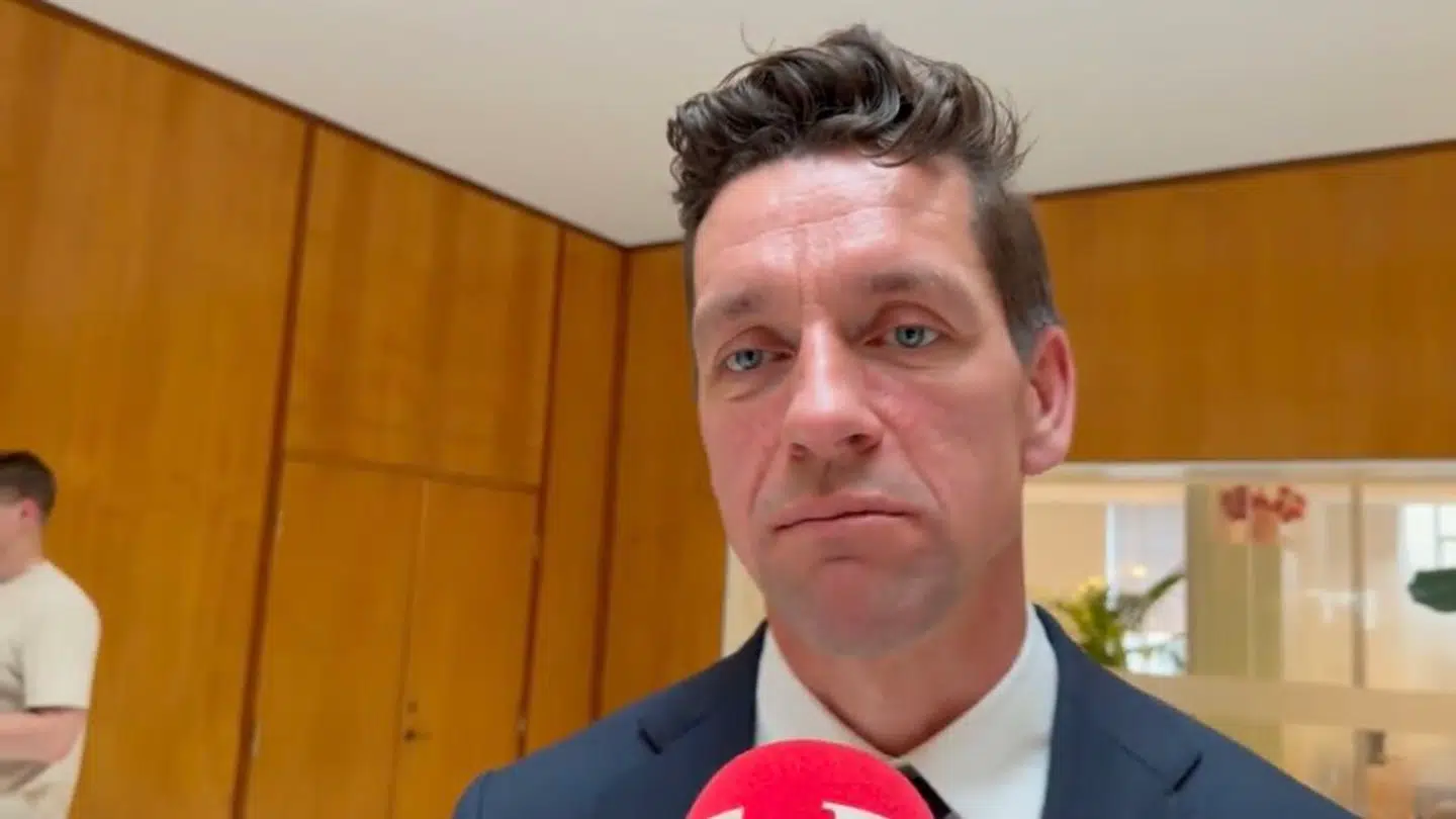 Kaare Dybvad Bek (S) overdrog Beskæftigelsesministeriet til Ane Halsboe-Jørgensen (S) onsdag eftermiddag.