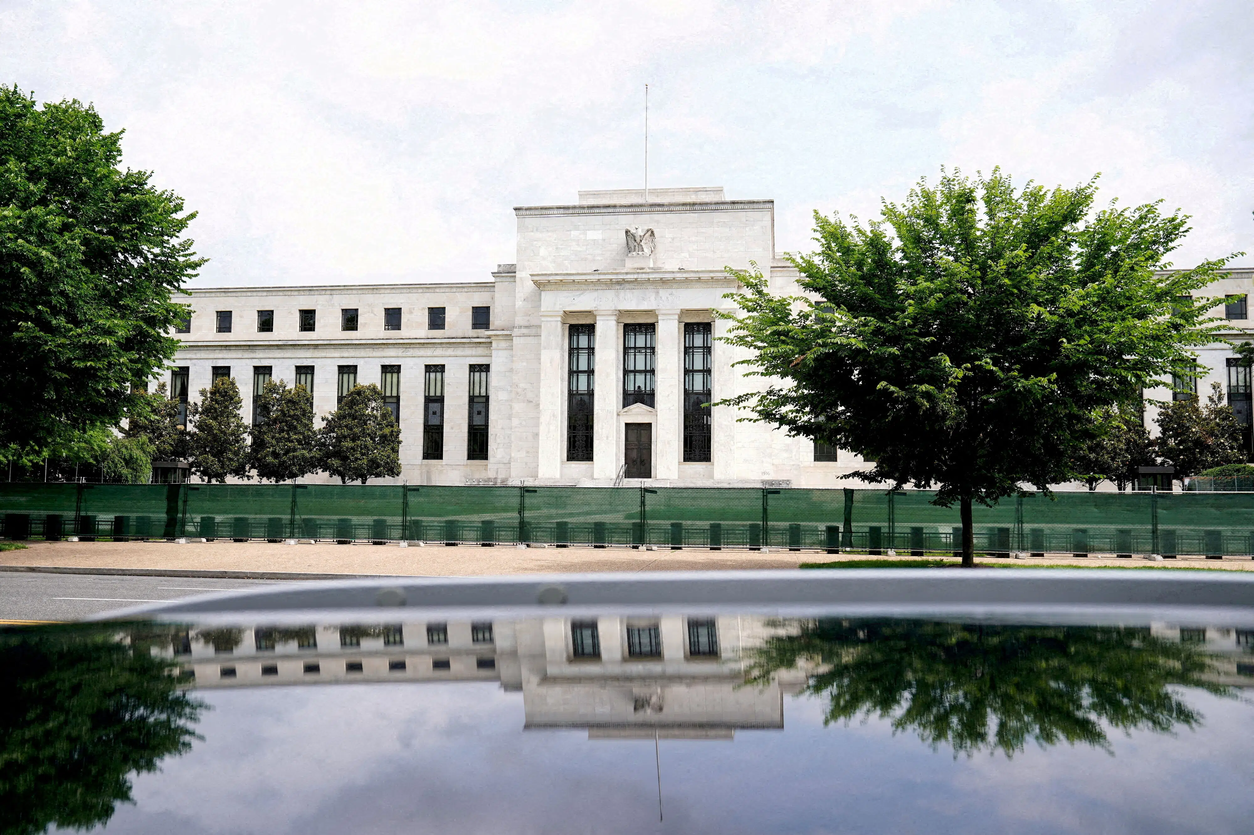 U.S. Central Bank Blames Iran Conflict for Inflation