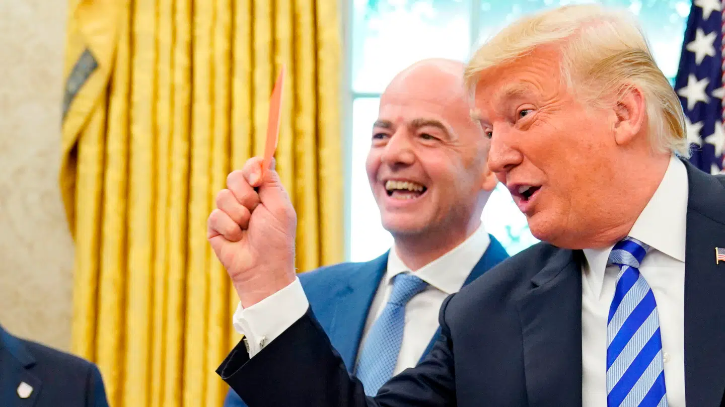 Pressen fik det røde kort af Trump, da Infantino var på besøg.