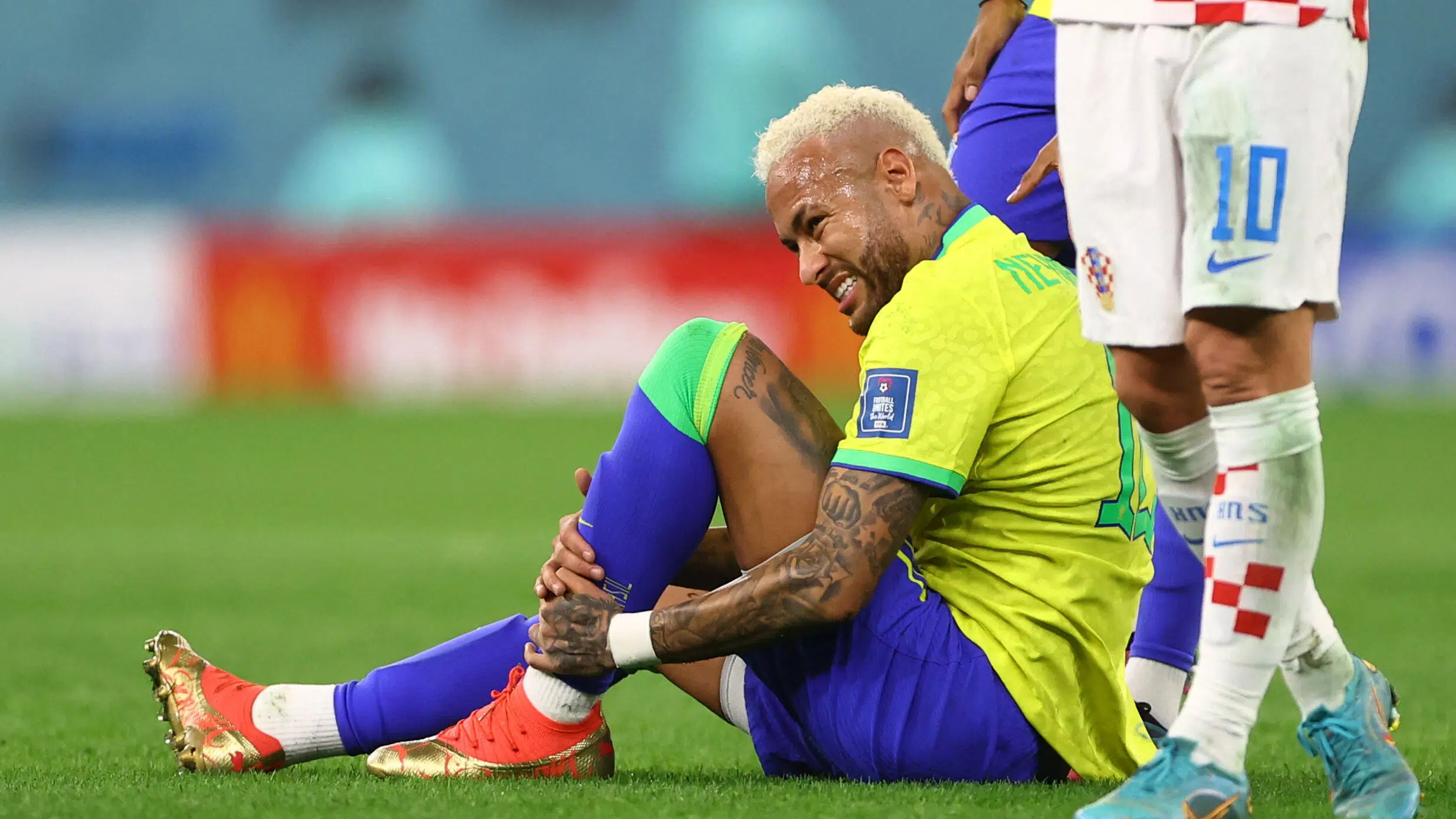 Neymar var altid skadet på bestemt dato: Fester eller søster?