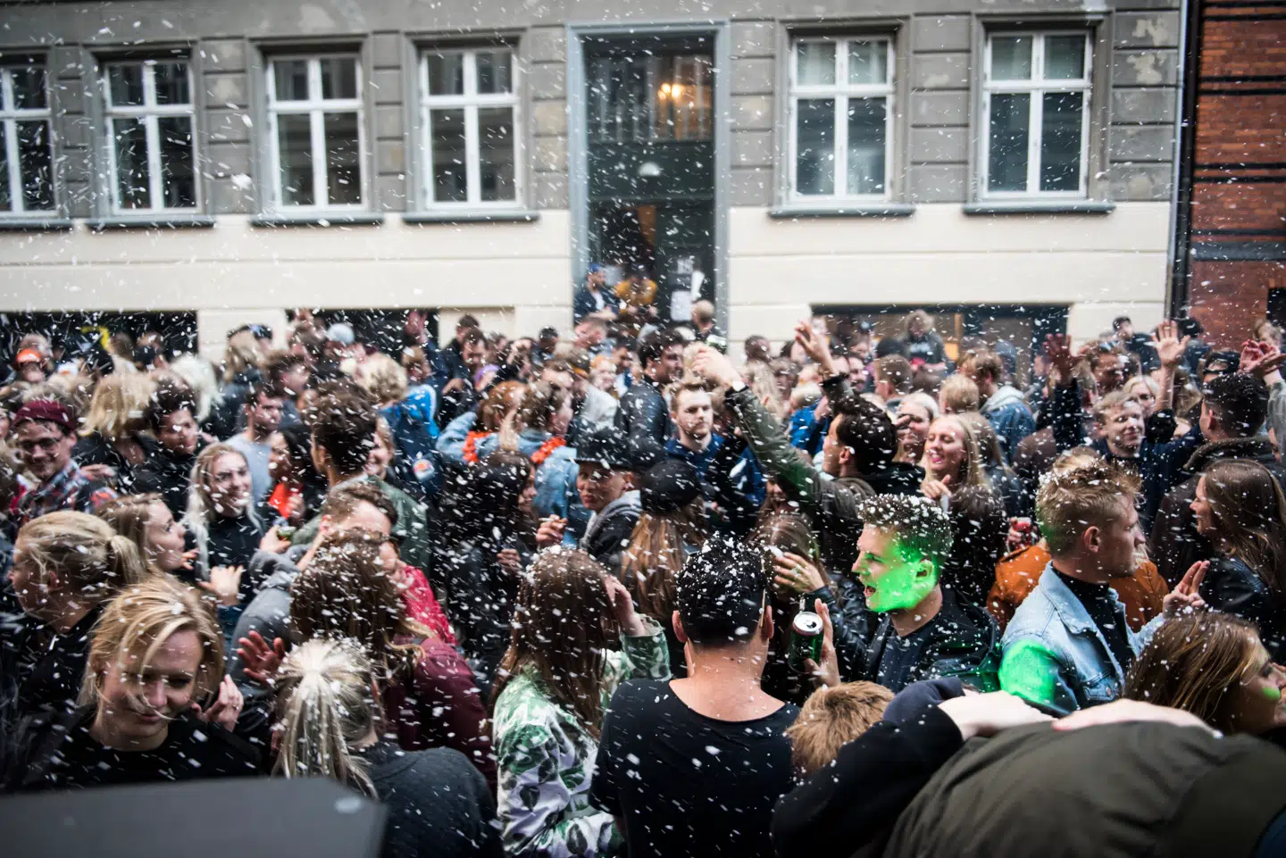 Distortion startede i 1998 og har sidenhen vokset sig til den tredjestørste festival i Danmark. Billedet er fra, da der blev festet på Nørrebro.