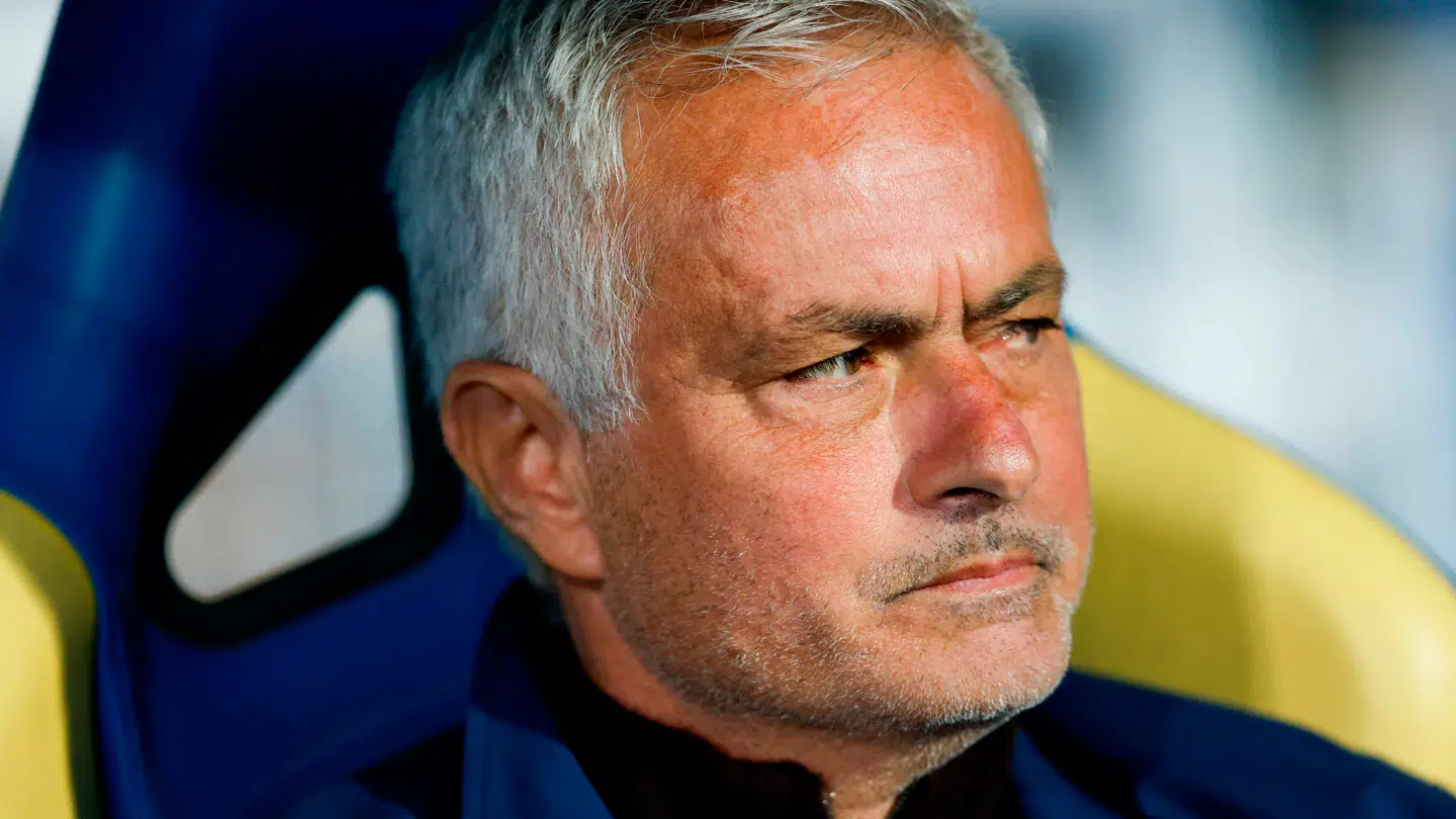 For José Mourinho, der lige nu er cheftræner for Benfica, har der været meget drama om hans fremtid.