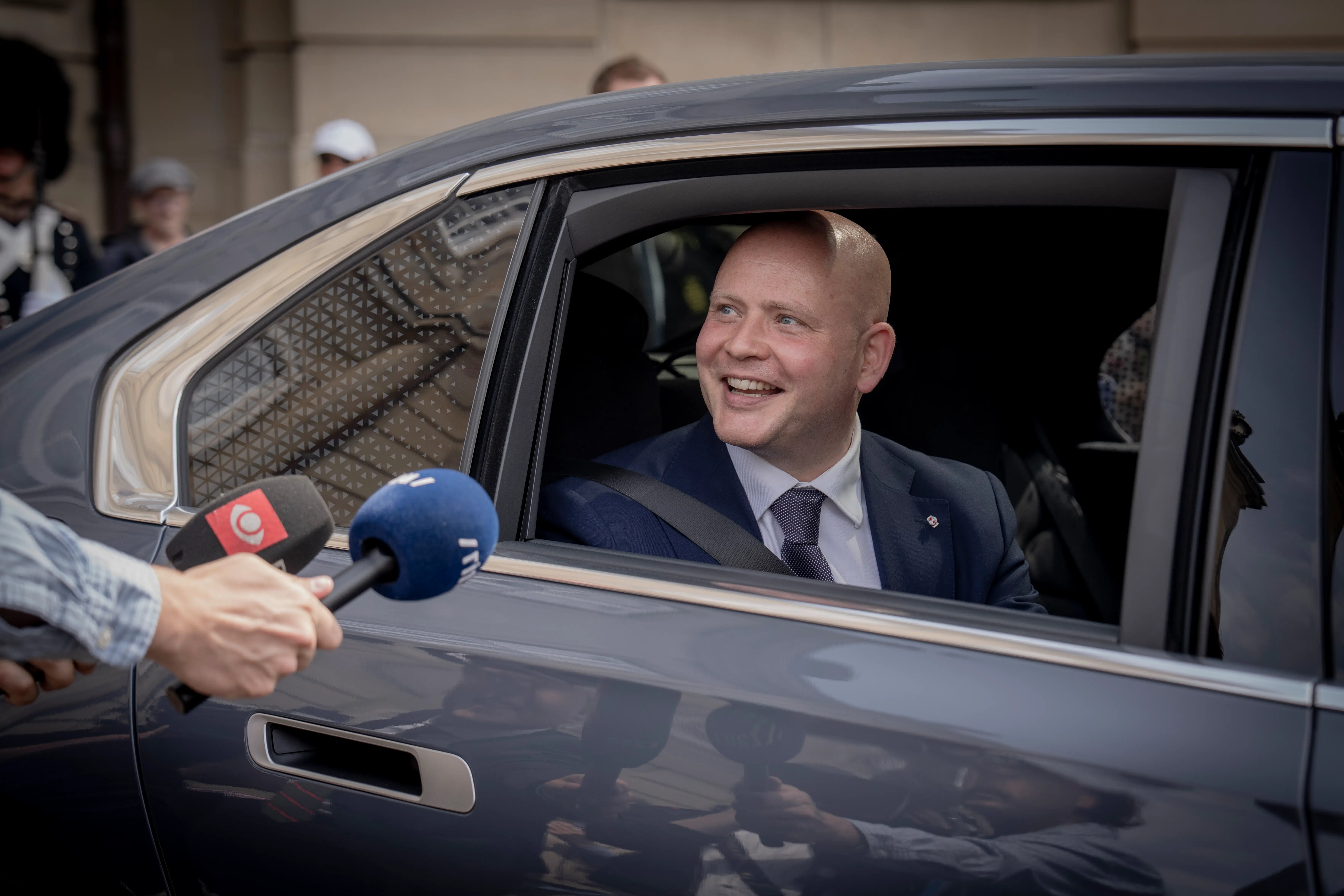 Jakob Engel-Schmidt Attacks Vanopslagh: 'I Don't Know What He Will Say to His Voters'
