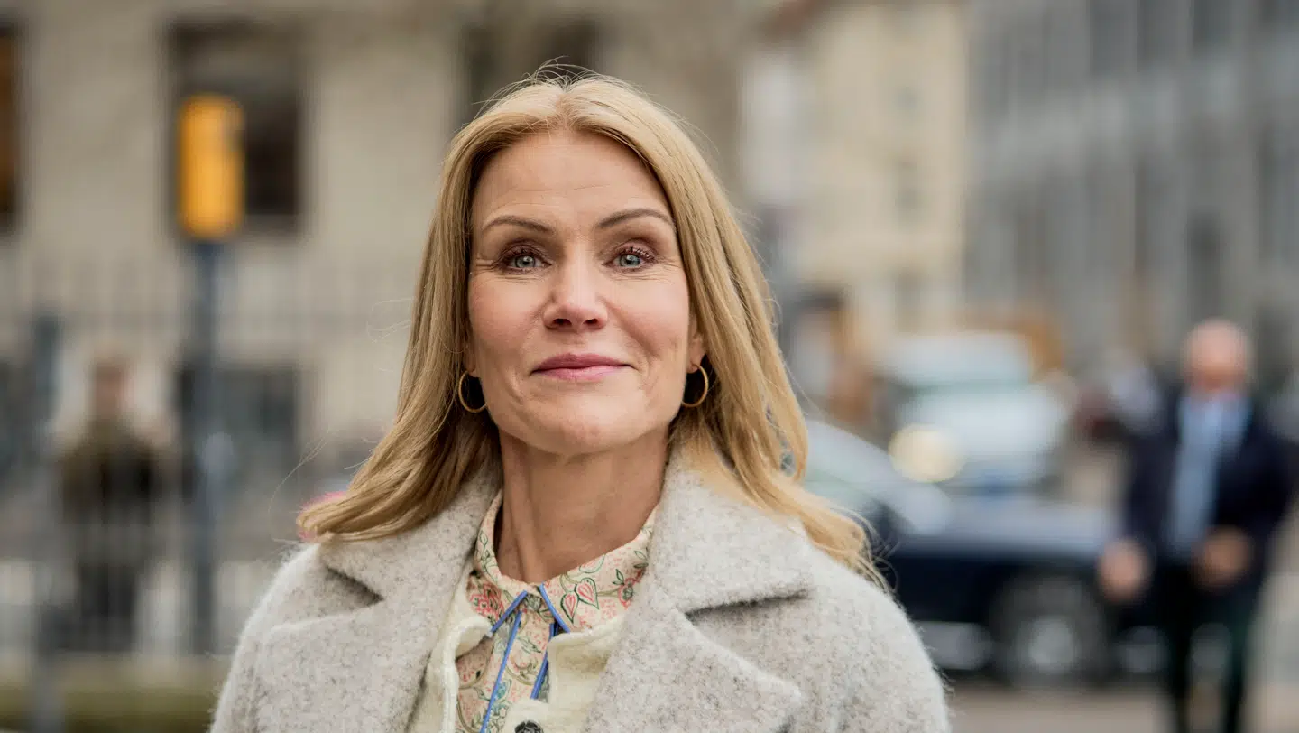 Tidligere statsminister i Danmark Helle Thorning Schmidt reagerer på det opsigtsvækkende skifte.