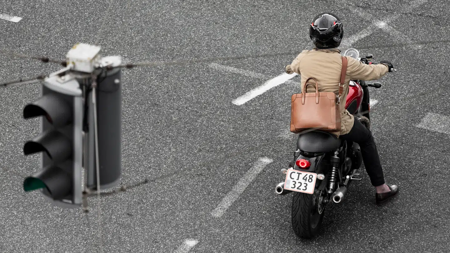 Ifølge Vejdirektoratet udgør motorcyklister omkring ti procent af alle dræbte og alvorligt tilskadekomne i trafikken.