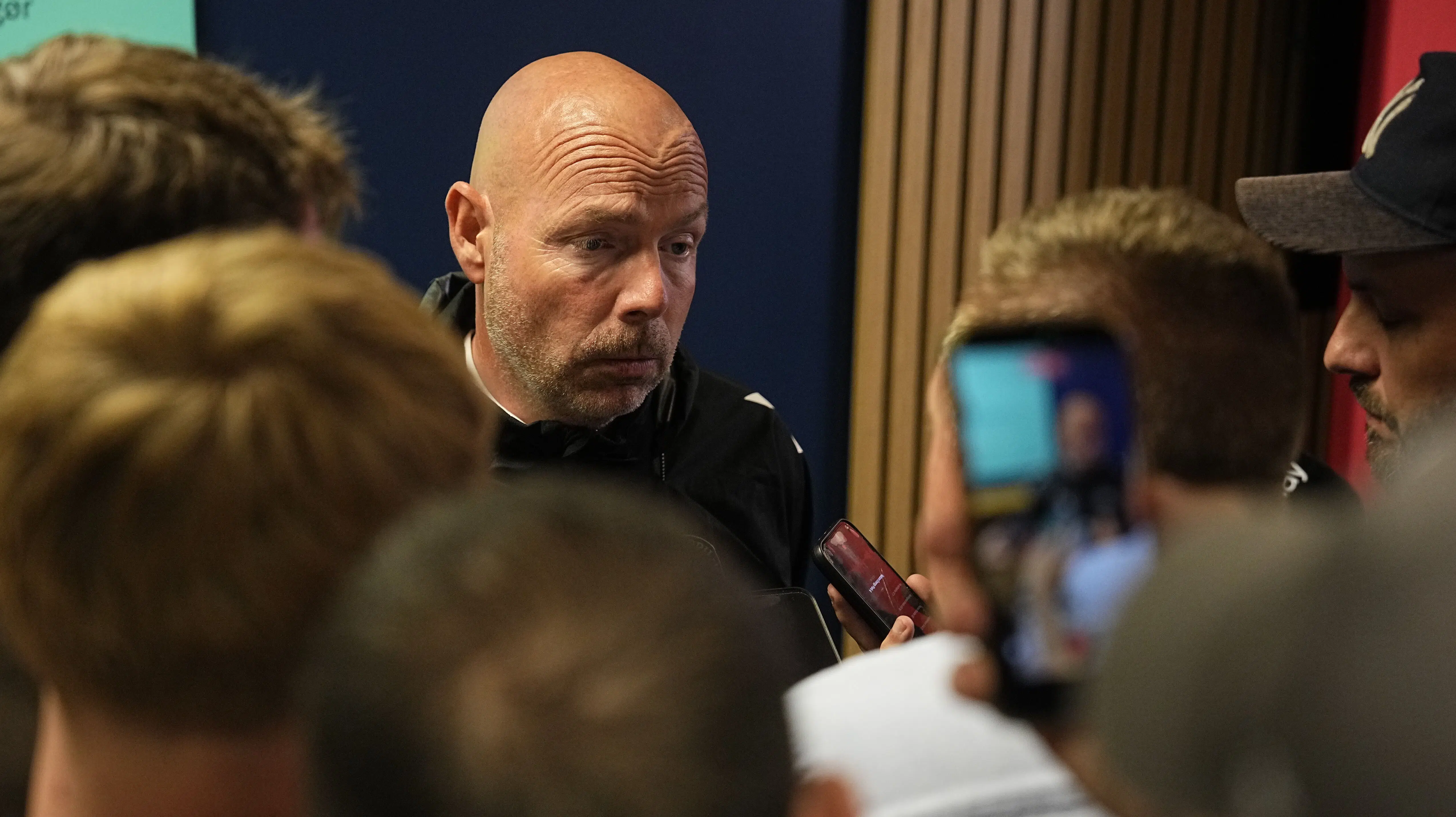 Brian Riemer lover hjælp til alle spillere: Kraftige reaktio