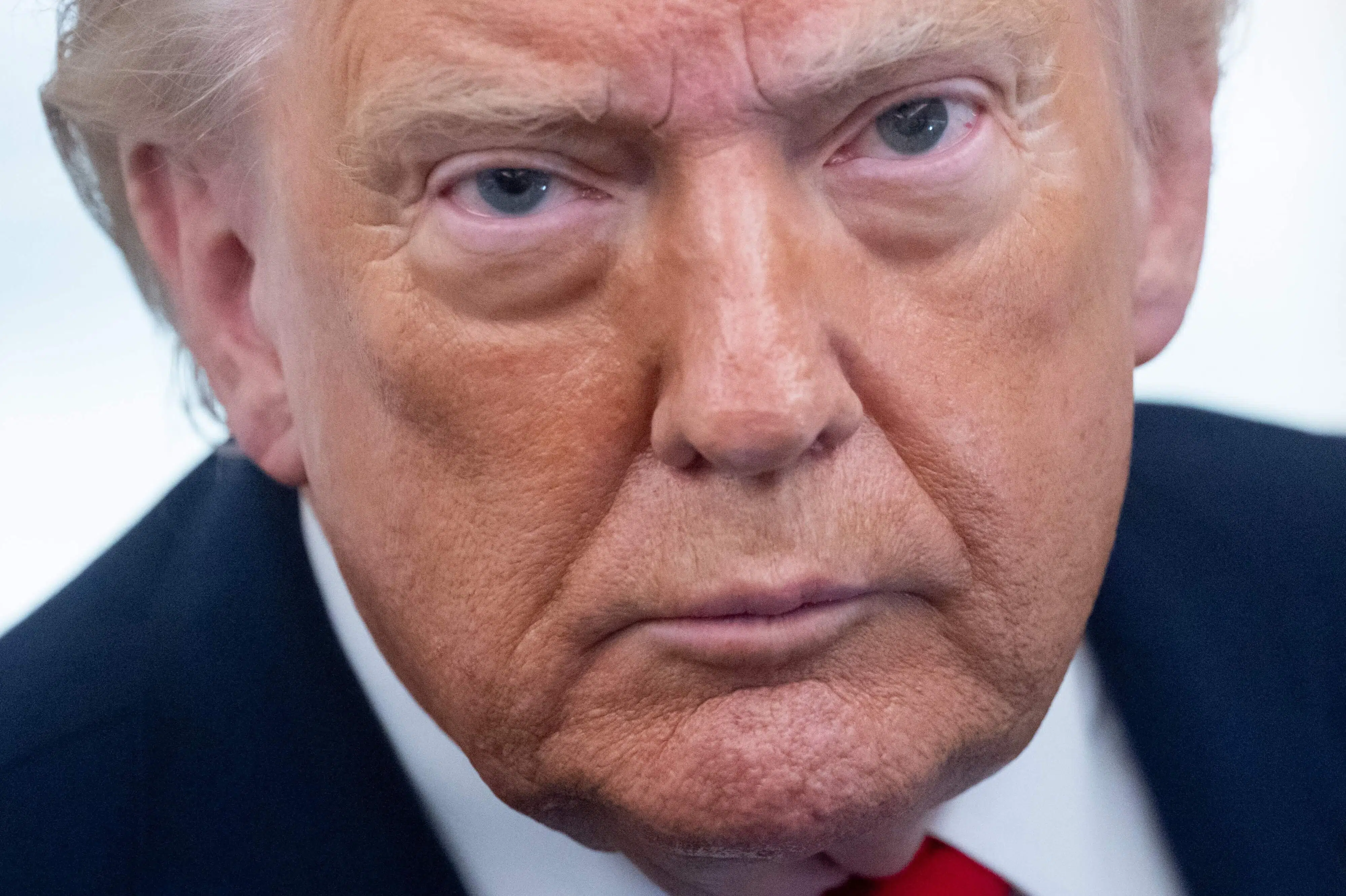 Trump: Vil ringe til Netanyahu og bede ham ikke gengælde ang