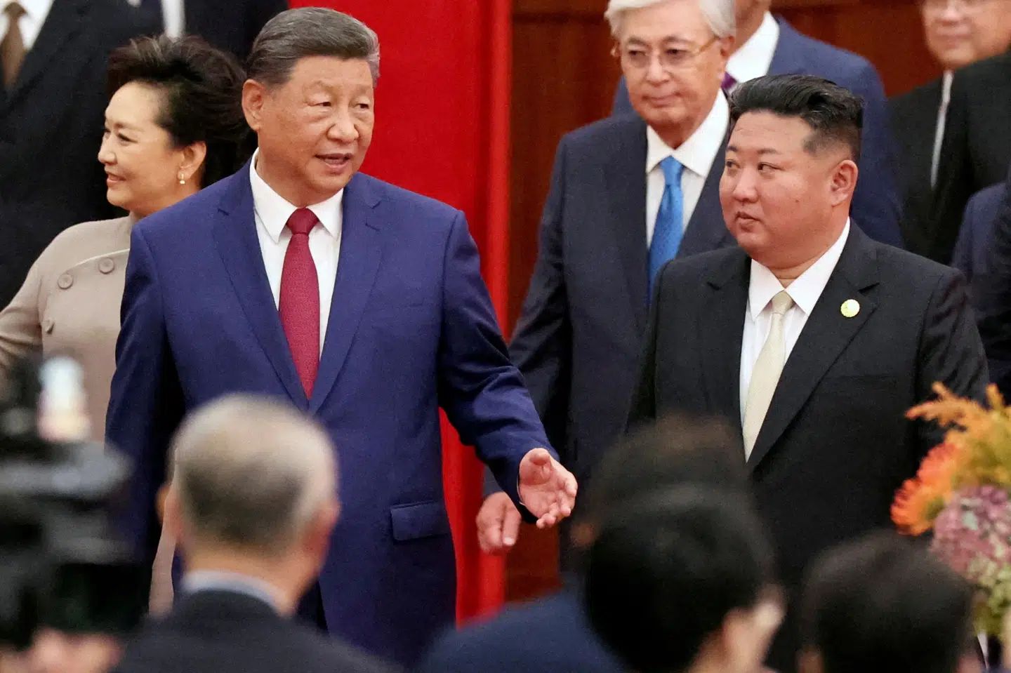 Kinas præsident, Xi Jinping, og Nordkoreas leder, Kim Jong-un, ses på billede fra september sidste år i Beijing til militærparade. De ventes denne uge at mødes igen i Nordkorea. (Arkivfoto).