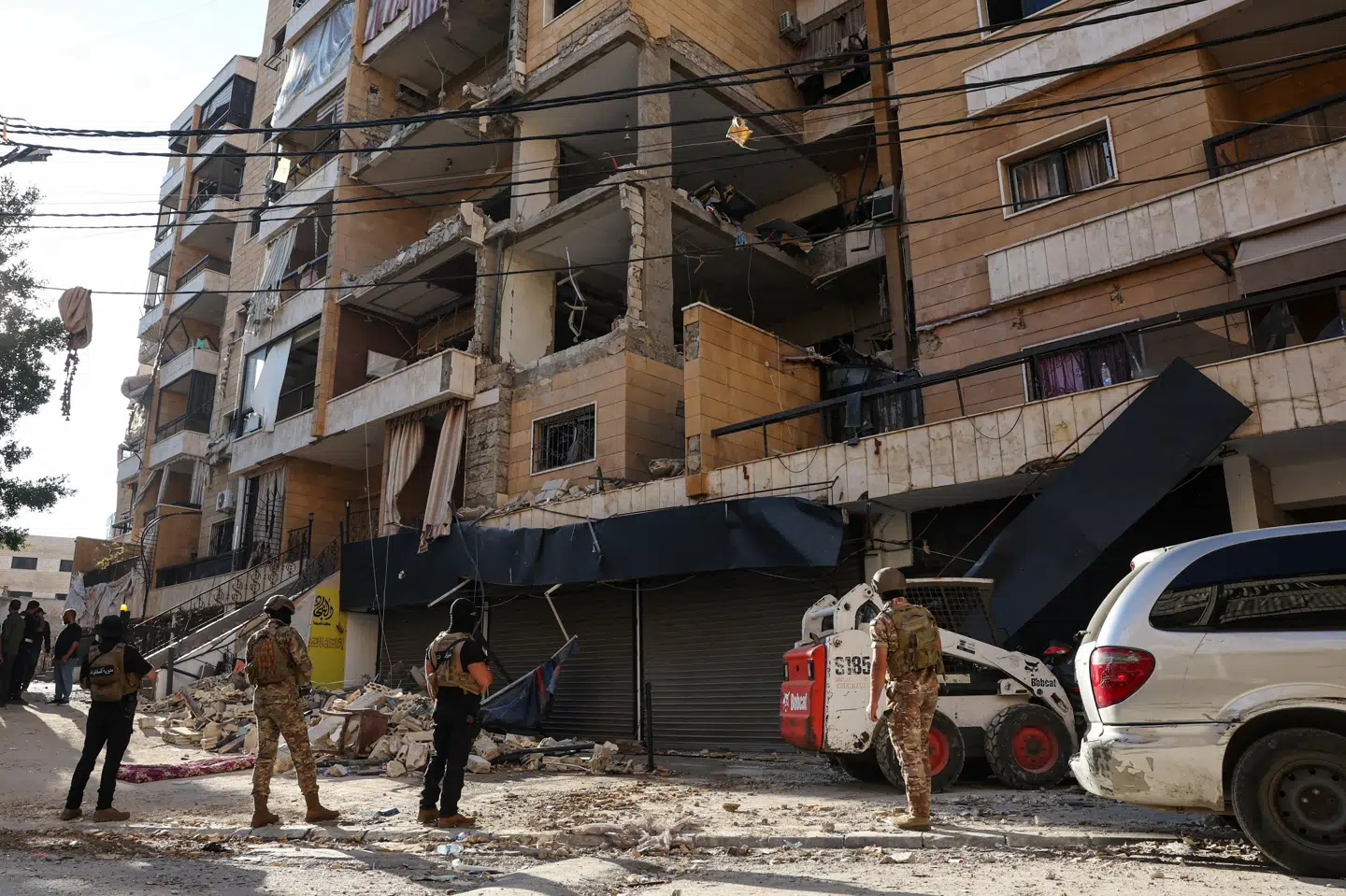 Beiruts sydlige forstæder blev søndag ramt af israelske angreb. Det fik Iran til at affyre missiler mod israelske mål. Israel svarer nu igen med bombardementer flere steder i Iran. (Arkivfoto).