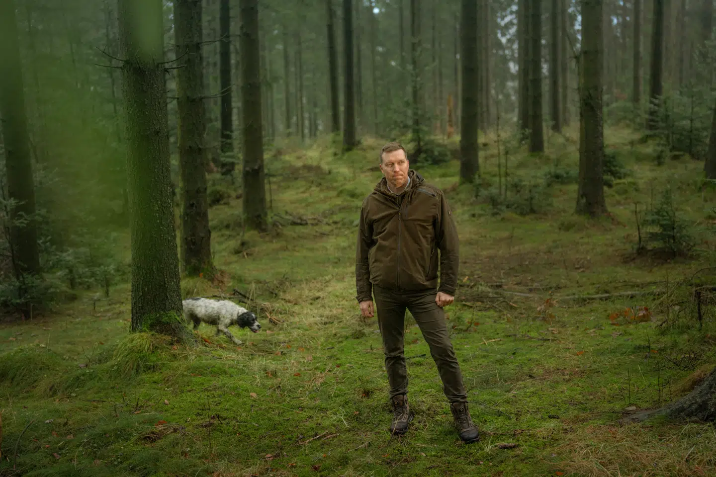 Formand for Landbrug & Fødevarer Søren Søndergaard i naturen omkring sin gård, Baldershave, nær Billund.