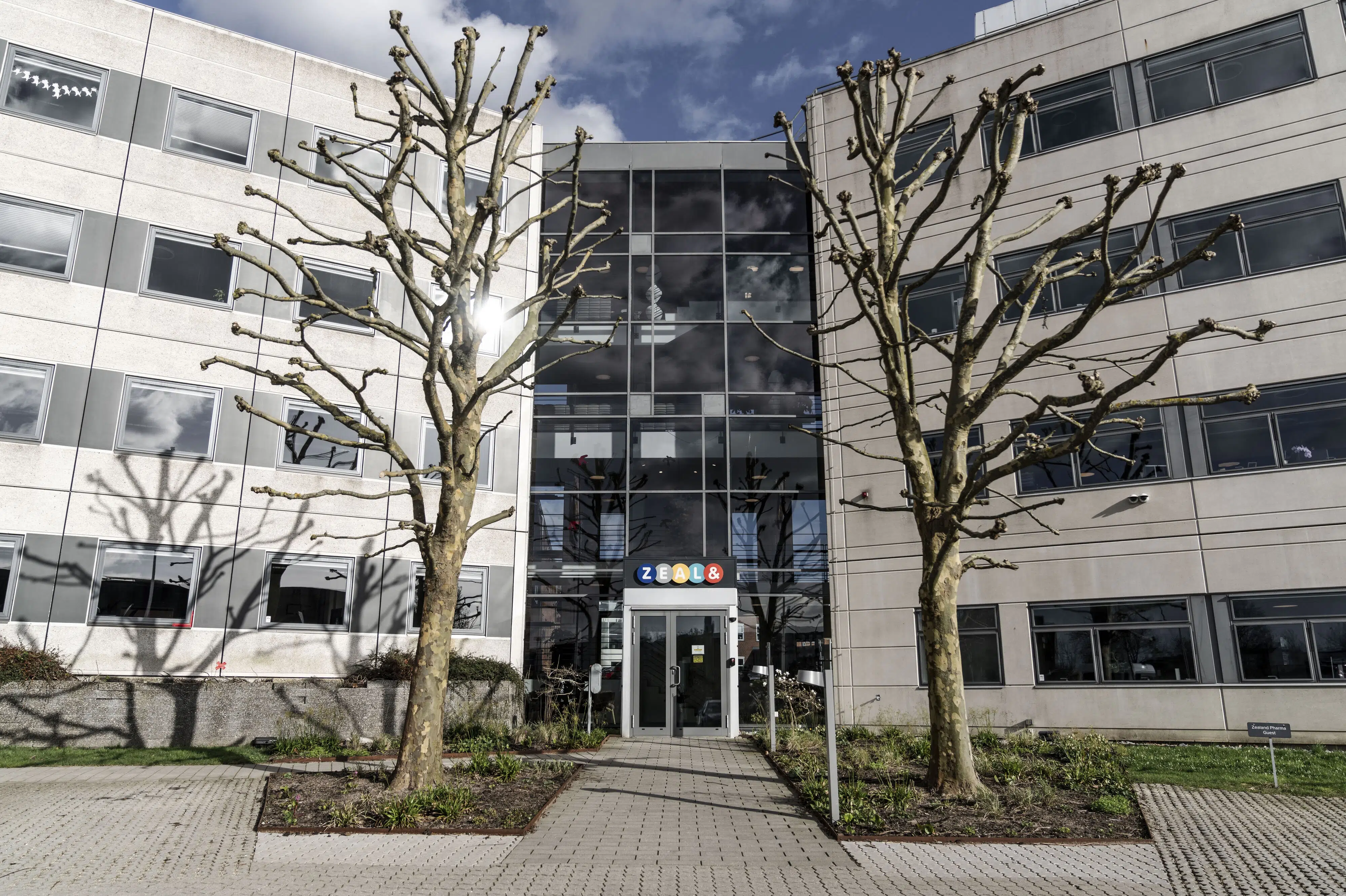 Zealand Pharma Shares Tumble on Weight-Loss Drug Data