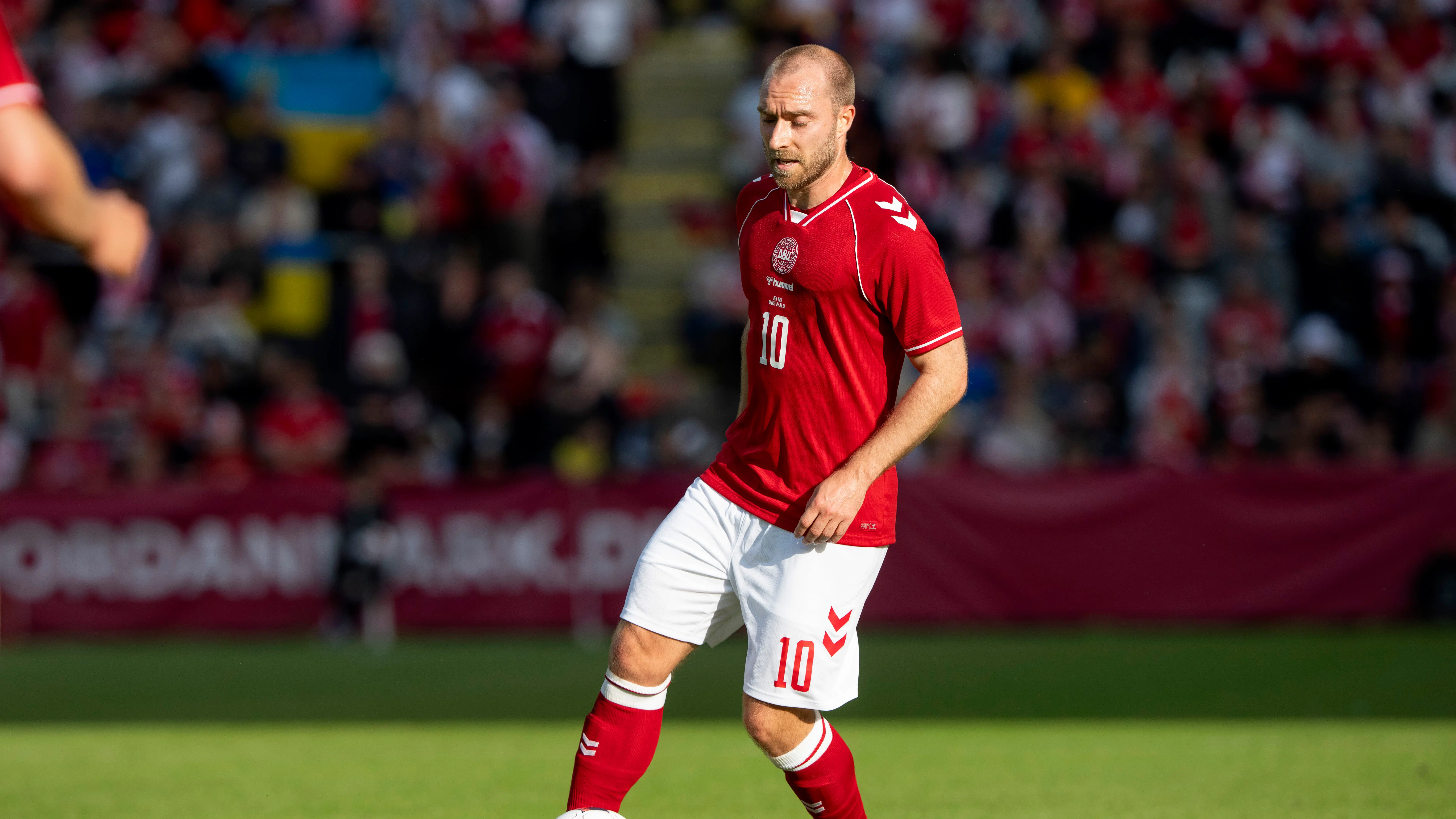 Efter Eriksen kollaps: Fodboldens største legender reagerer.