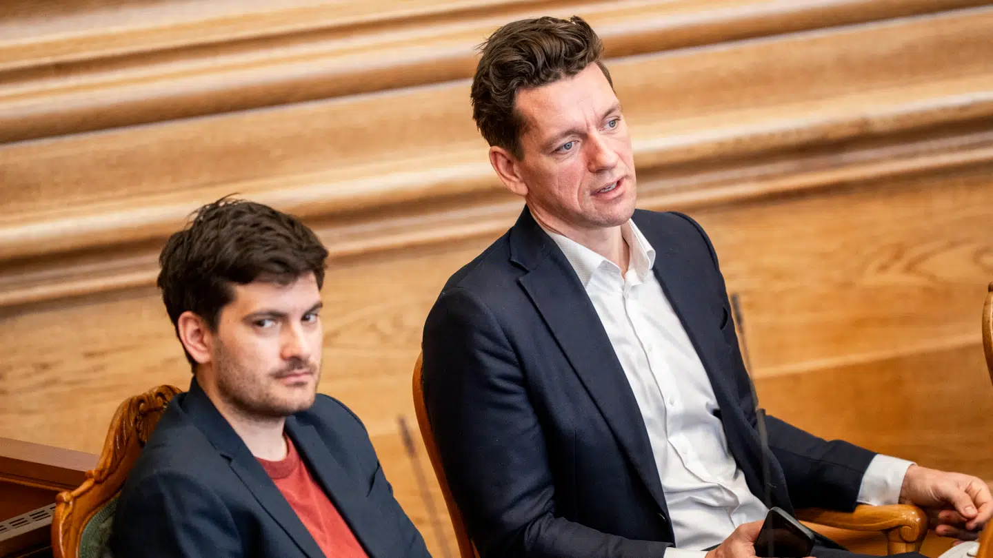 Socialdemokratiet skifter rundt på flere af partiets mest betydningsfulde ordførerskaber, og en række nye navne får ansvar for nogle af Christiansborgs tungeste politikområder.