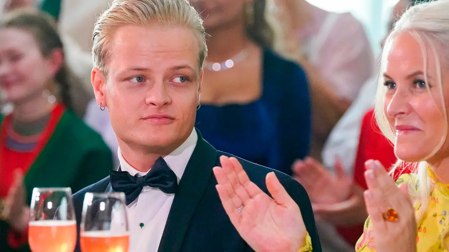 Marius Borg Høiby og kronprinsesse Mette Marit.