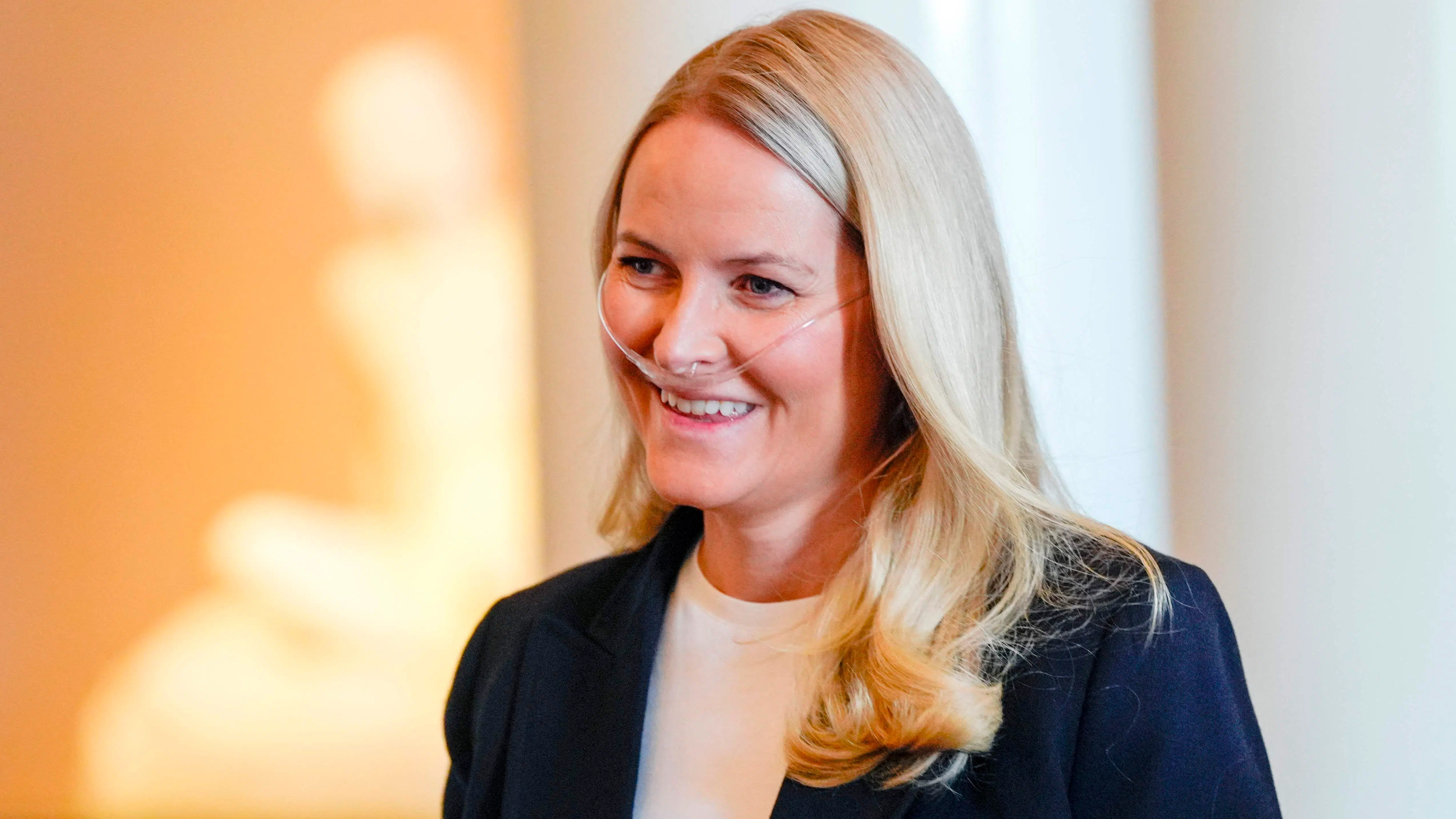 Raser over billeder af kronprinsesse Mette-Marit: 'Det er sm