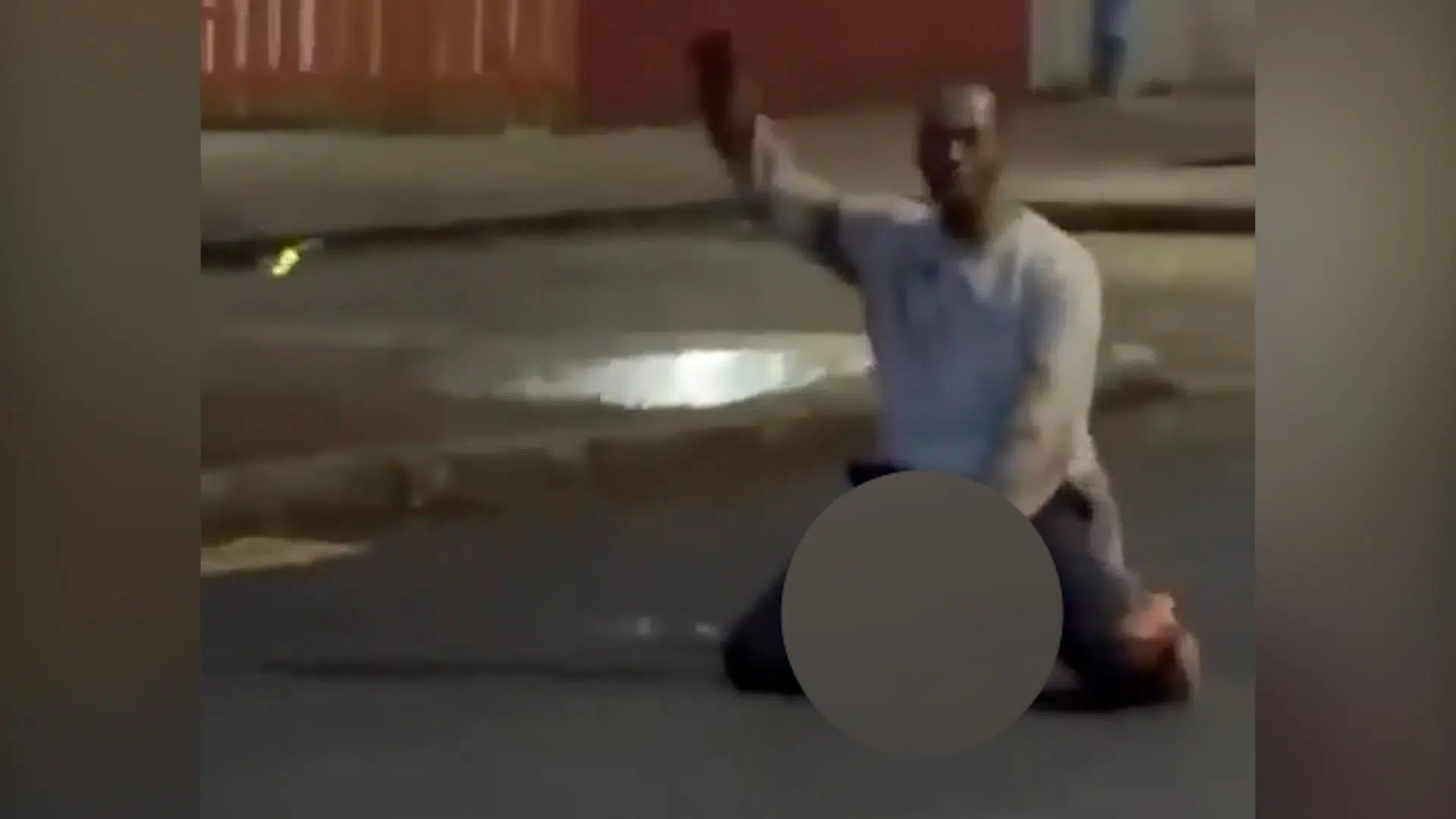 En uhyggelig video fra forstadsvejen gik omgående 