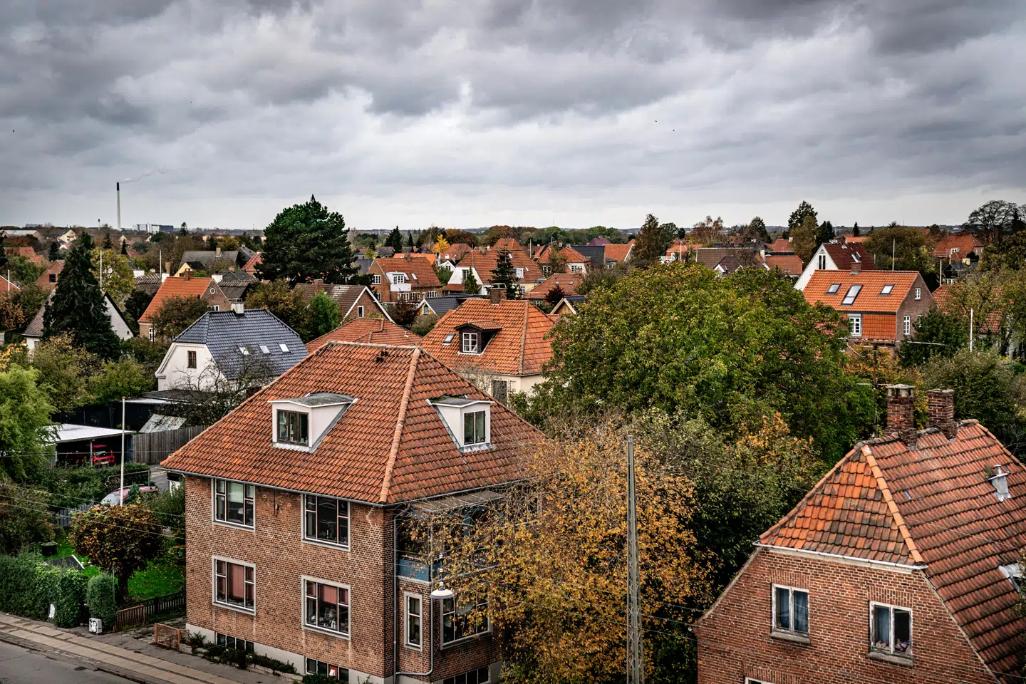 Huse stiger lige nu hurtigere end lejligheder, viser de seneste tal fra Boligsiden.