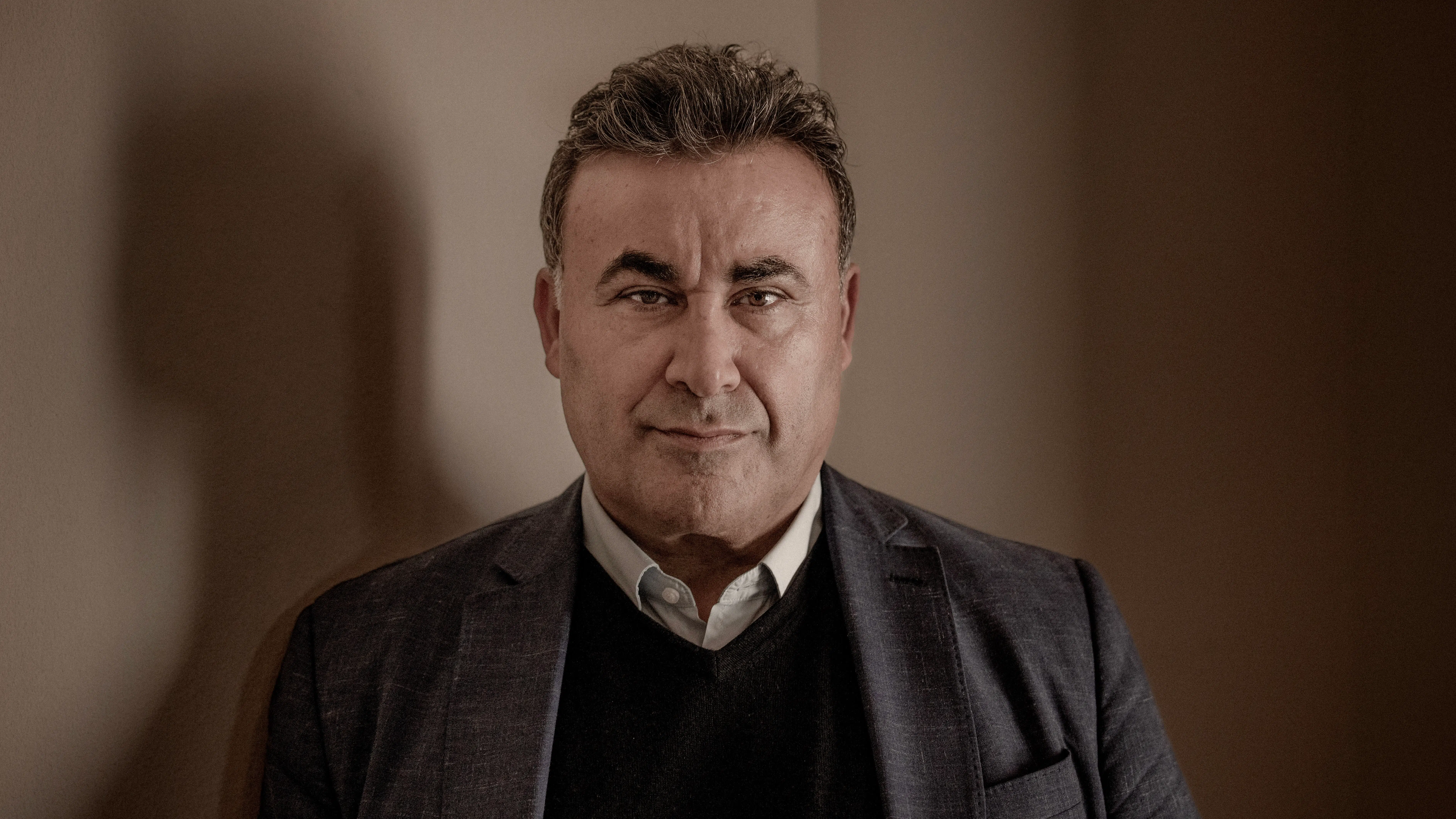 Naser Khader skal arbejde som præst