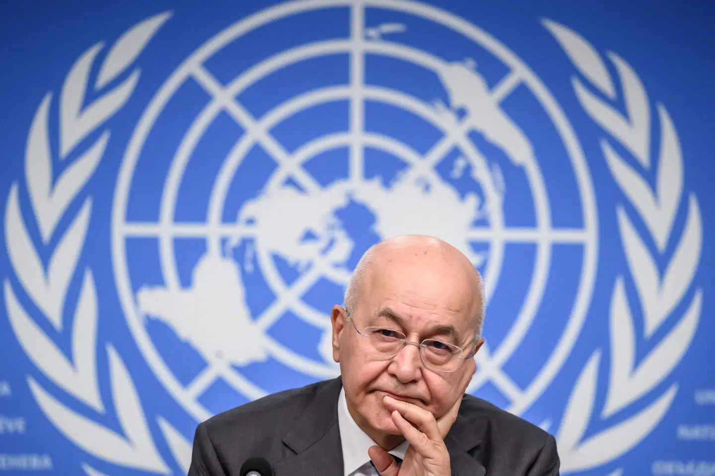 FN's flygtningeorganisation, UNHCR, har torsdag offentliggjort en årlig rapport om antallet af mennesker på flugt fra krig, vold og forfølgelse. Her ses UNHCR-chef, Barham Salih, på et pressemøde tidligere på ugen. (Arkivfoto).