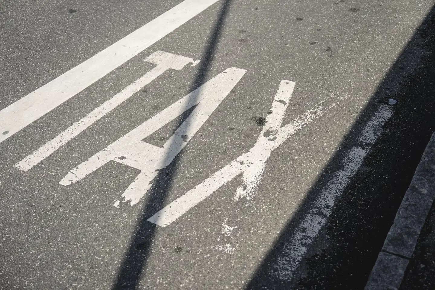 Zetland har i en serie beskrevet to sager om fulde kvinder, som opdagede, at de havde haft samleje med taxachauffører. Branchen og en tidligere vicestatsadvokat mener, at der er behov for mere restriktive regler på området. (Arkivfoto).