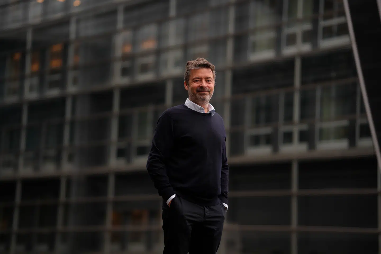 »Vores medlemmer ser i stigende grad et behov for, at vi får en større retssikkerhed på skatteområdet,« siger Kasper Svendsen, skattepolitisk chef i Dansk Erhverv, hvis medlemskreds tæller alt fra dagligvarekæder til advokatfirmaer, revisorer og industrivirksomheder.