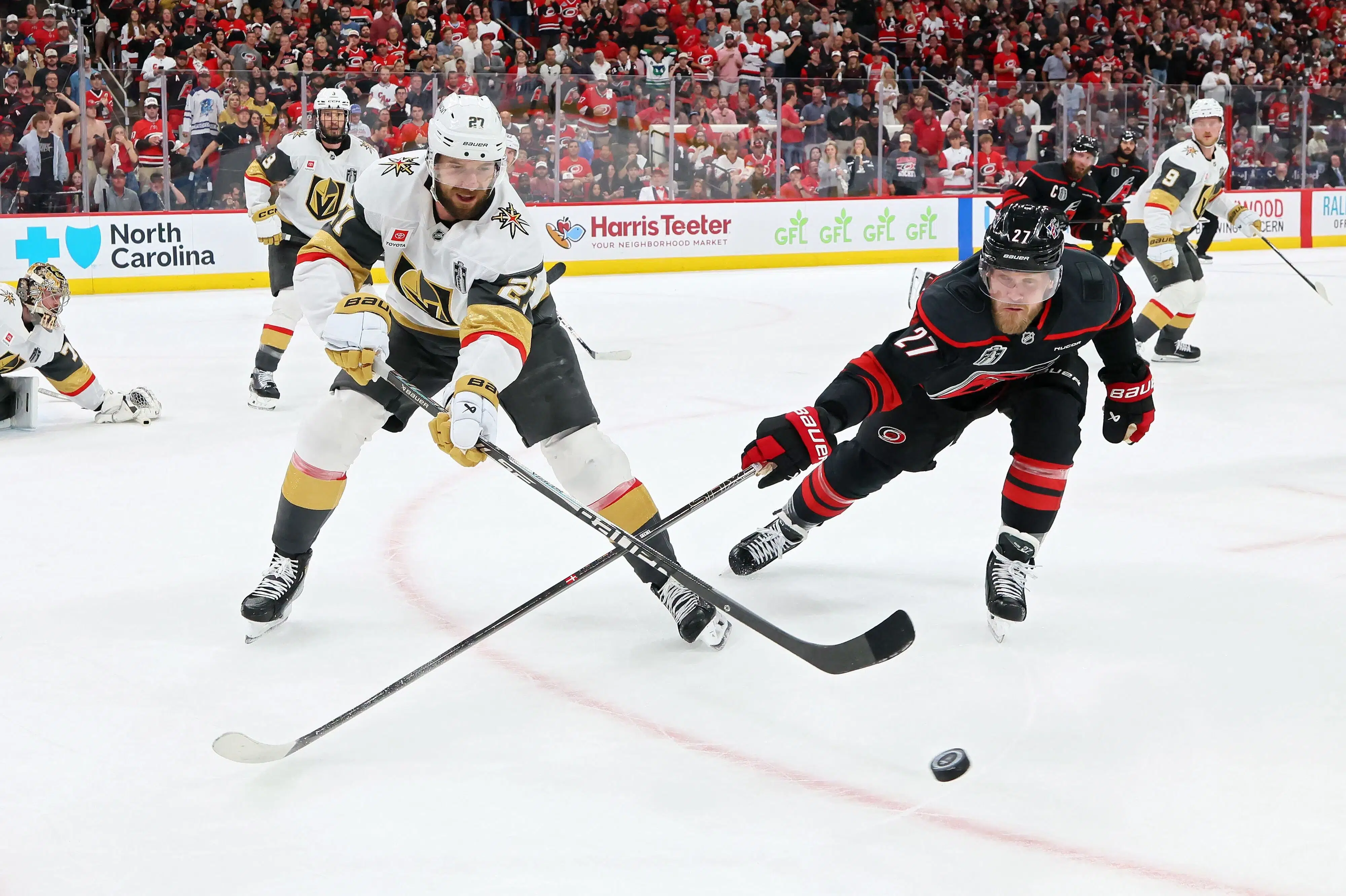 Carolina nærmer sig NHL-titel efter assistshow fra Ehlers