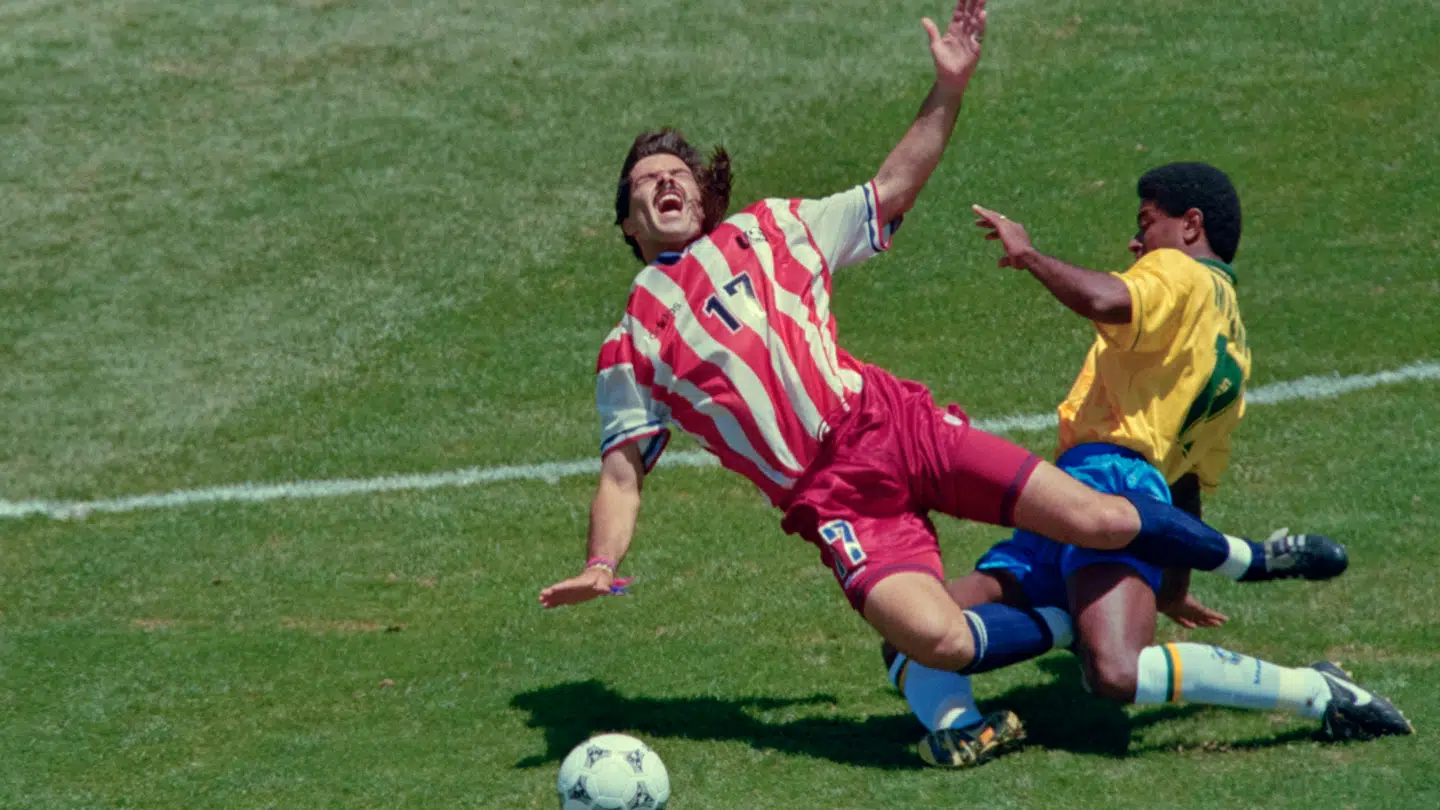 Her ses Marcelo Balboa under USAs VM-ottendedelsfinale i 1994. USA gik sensationelt videre fra sin gruppe, men måtte se sig slået af Brasilien, der senere vandt VM.