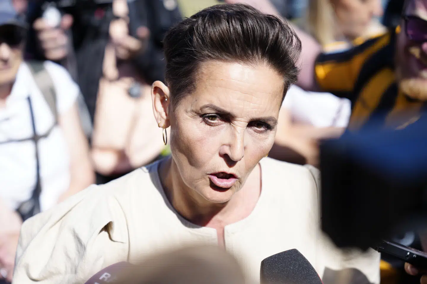 SF's formand, Pia Olsen Dyhr, kunne over for pressen ikke svare på om hendes nye særlige rådgiver i ministeriet kommer til at deltage i arrangementer i SF.