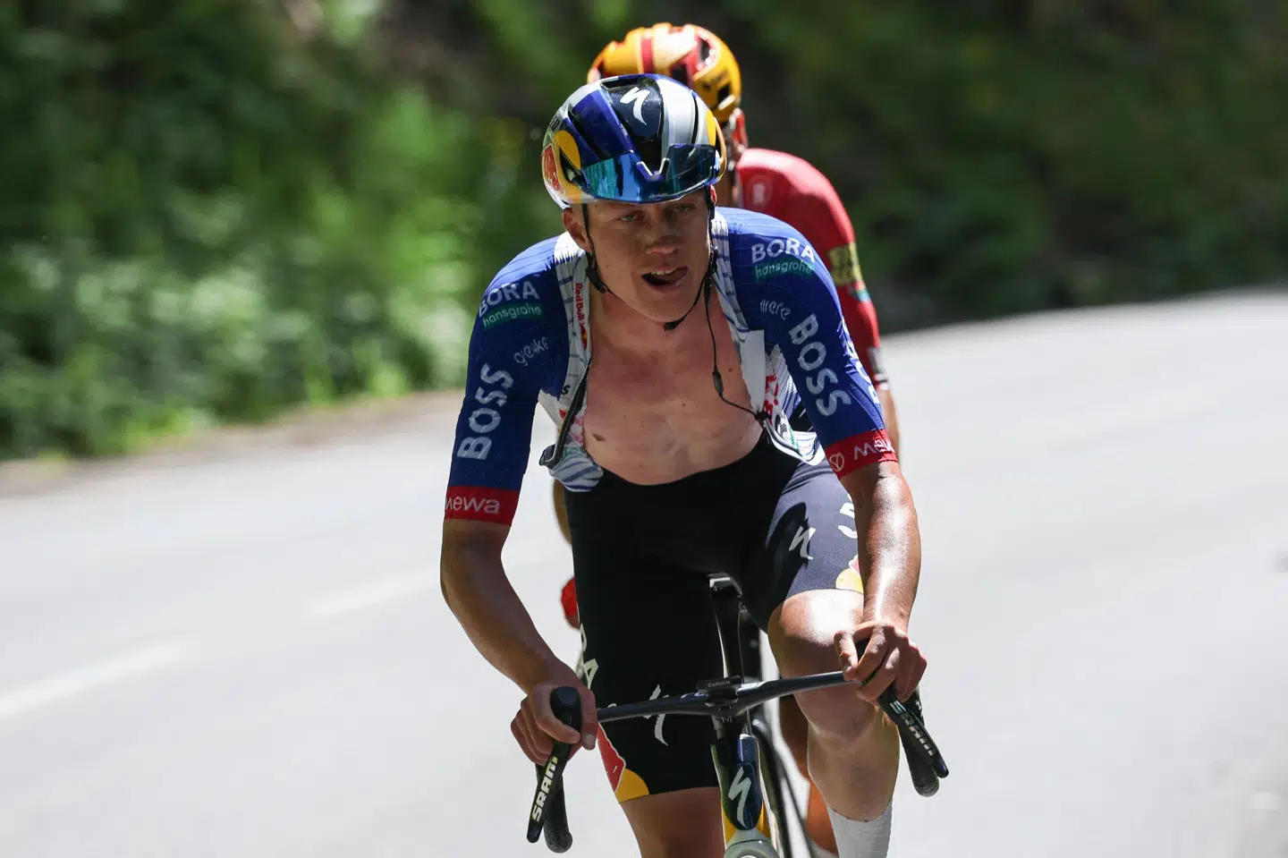 Maxim Van Gils var den stærkeste i finalen på fredagens etape i Frankrig.