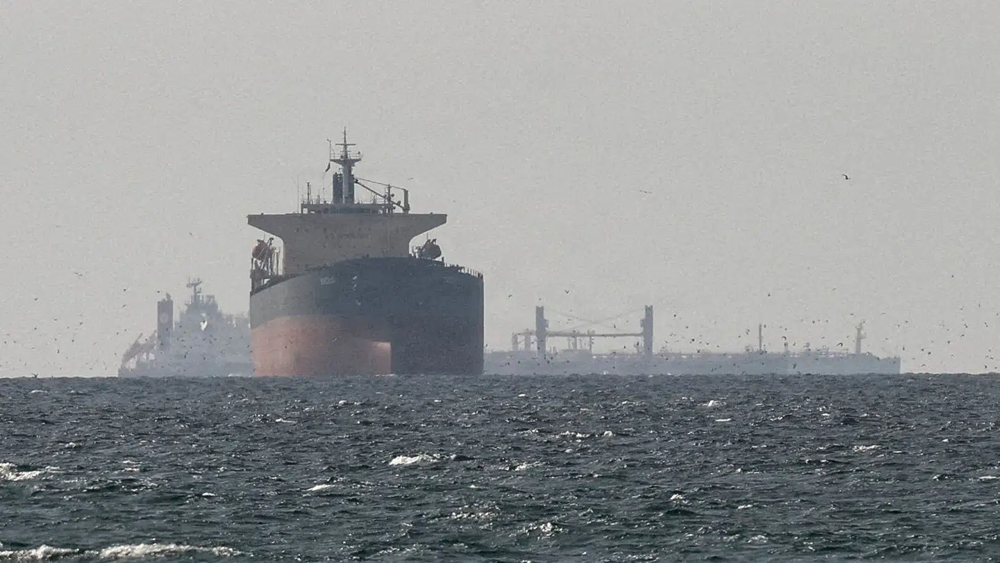 Fragtskibe i Golfen, nær Hormuzstrædet, tilbage i marts midt under konflikten mellem USA og Iran.