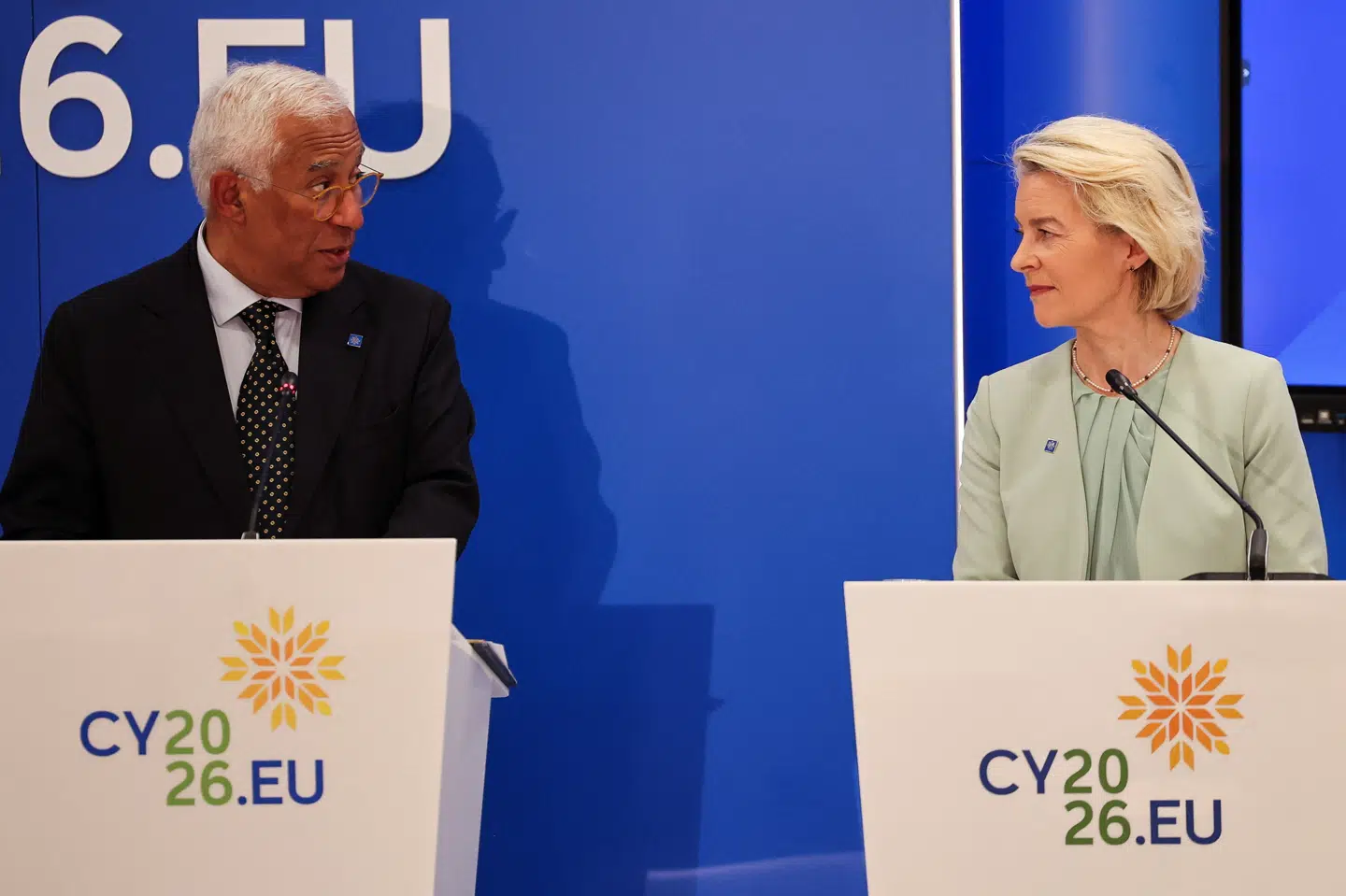 EU's præsident, António Costa, og EU-Kommissionens formand, Ursula von der Leyen, skriver i en fælles erklæring, at de indledende forhandlinger om optagelse af Ukraine og Moldova begynder på mandag. (Arkivfoto).