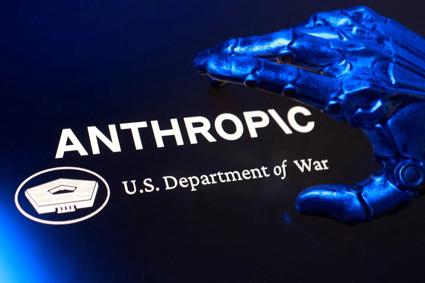 Der har længe været en konflikt mellem Anthropic og de amerikanske myndigheder. Nu er den blusset op igen.