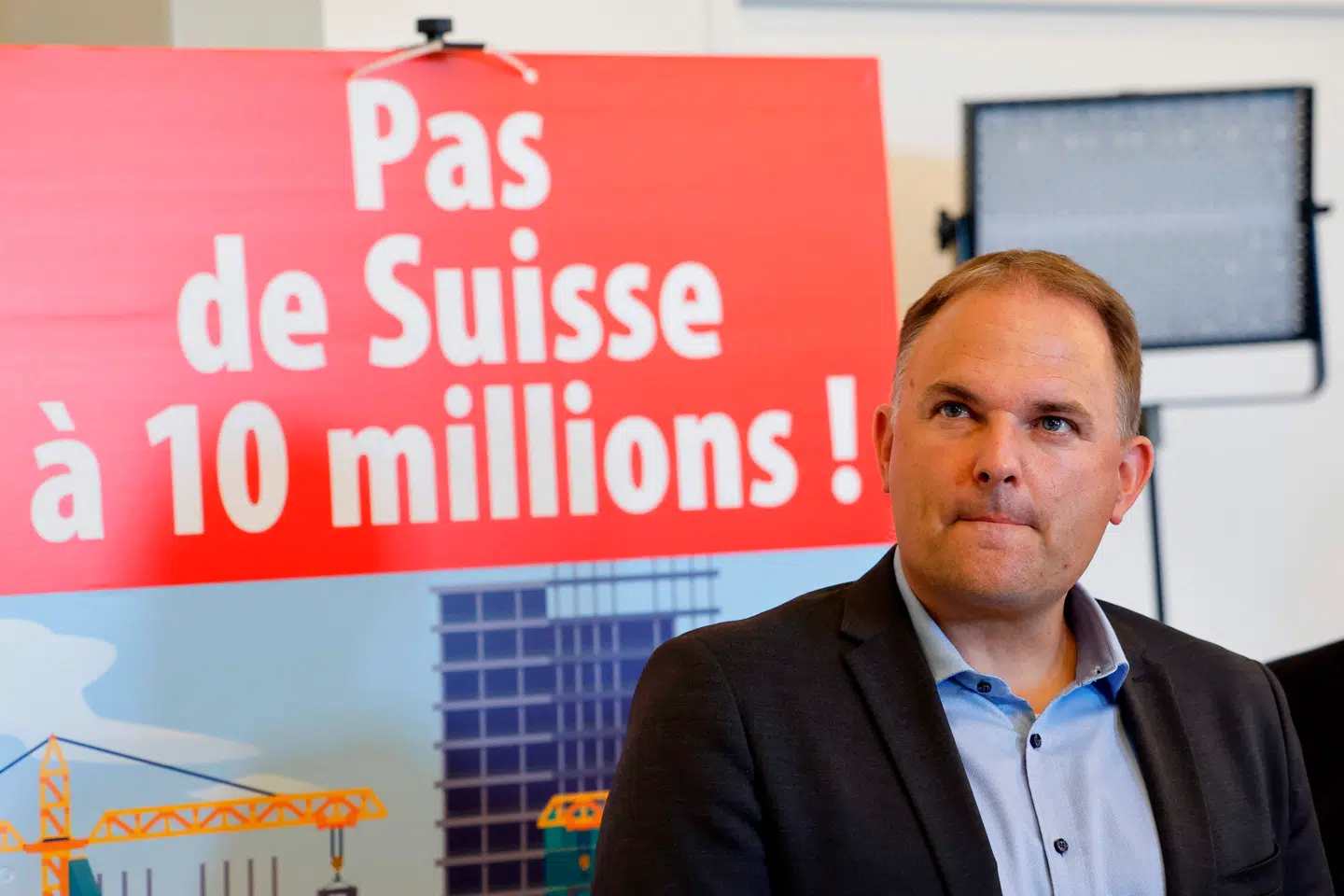 Marcel Dettling, der er formand for SVP, vil have et loft over antallet af indbyggere i Schweiz. Men det ser ikke ud til, at han får stemt forslaget igennem.