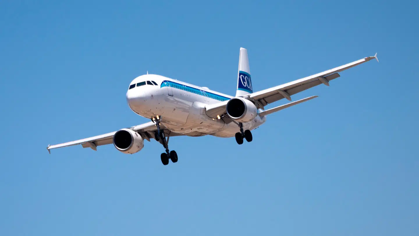 Det iranske landshold er søndag rejst afsted mod Los Angeles.