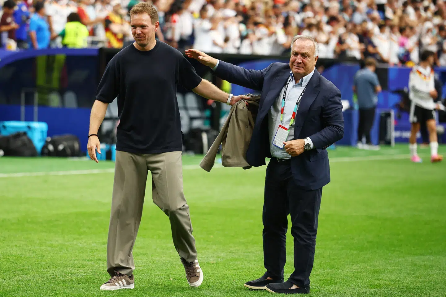 38-årige Julian Nagelsmann siger tak for kampen til sin 40 år ældre trænerkollega Dick Advocaat.