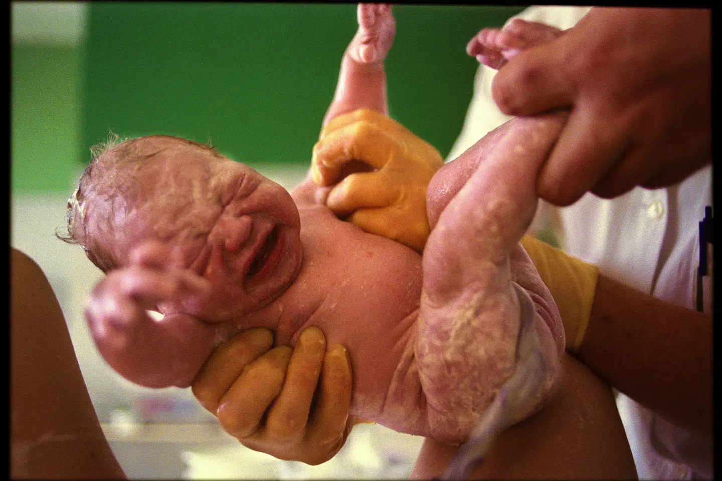 Kvinders fertilitet falder drastisk efter 40-årsalderen. Læger og Danske Regioner er derfor kritiske over for regeringens ønske om, at kvinder fra 41 til 46 skal kunne behandles på offentlige klinikker. (Arkivfoto).