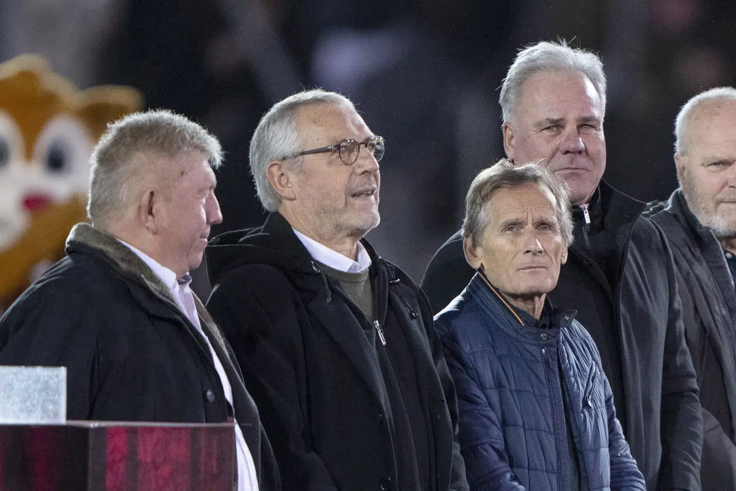 Allan Simonsen - nummer tre fra venstre - kan få en statue foran stadion i Vejle. (Arkivfoto).