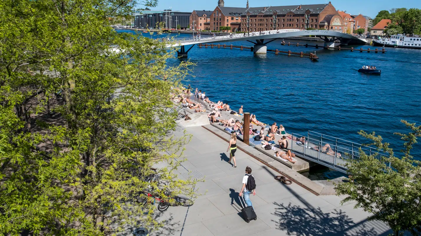 Tirsdag vil de fleste få solen at se.