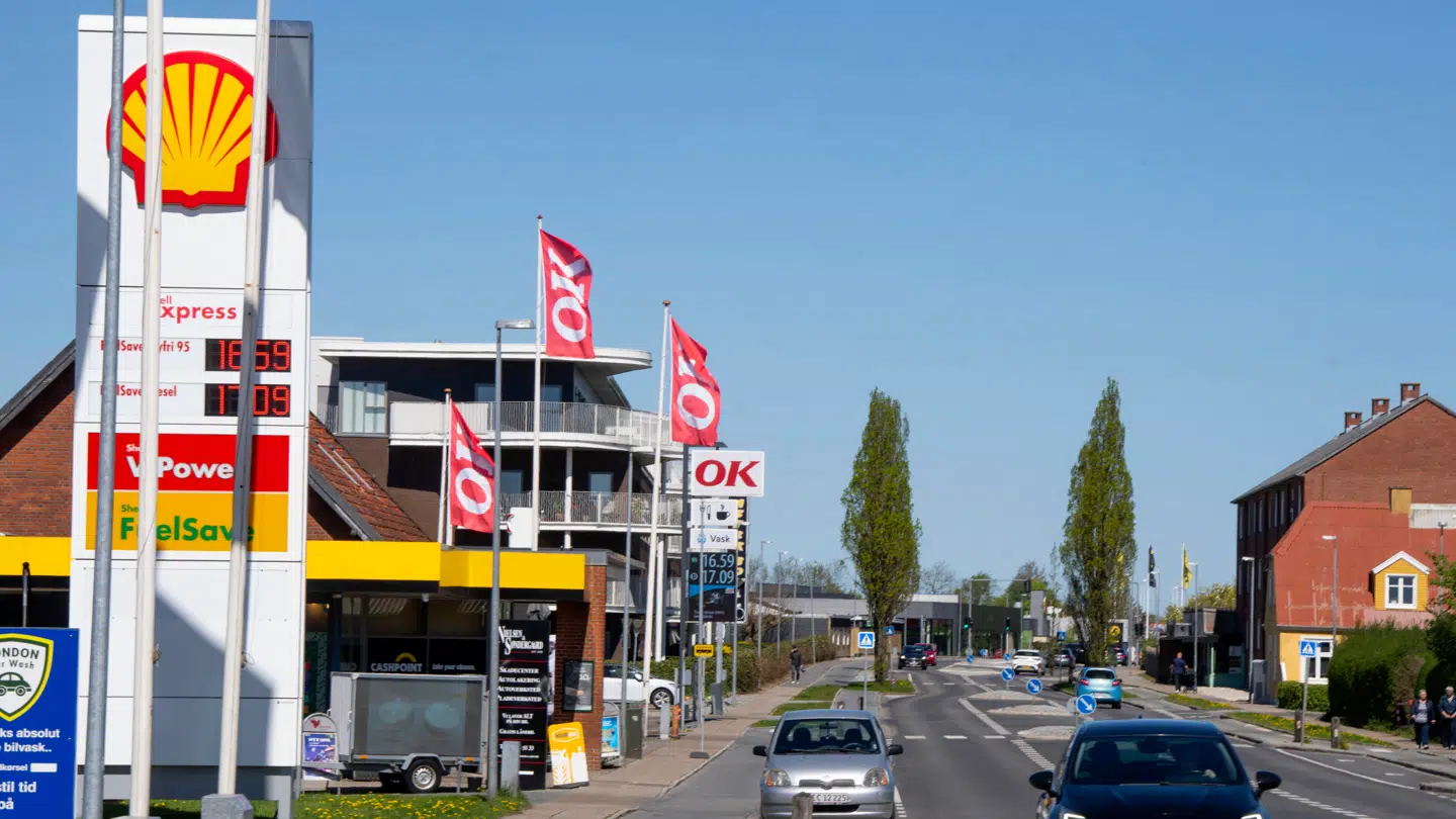 I maj kostede en liter benzin op mod 16, 69 kroner og en liter diesel 17, 19 kroner i Randers.