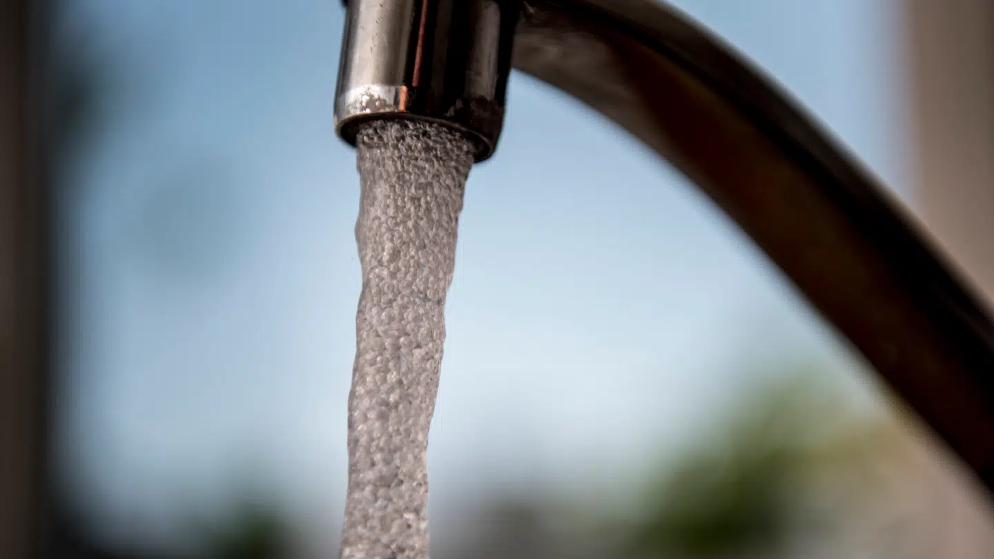 Legionella bakterier formerer sig i stillestående, lunkent vand.
